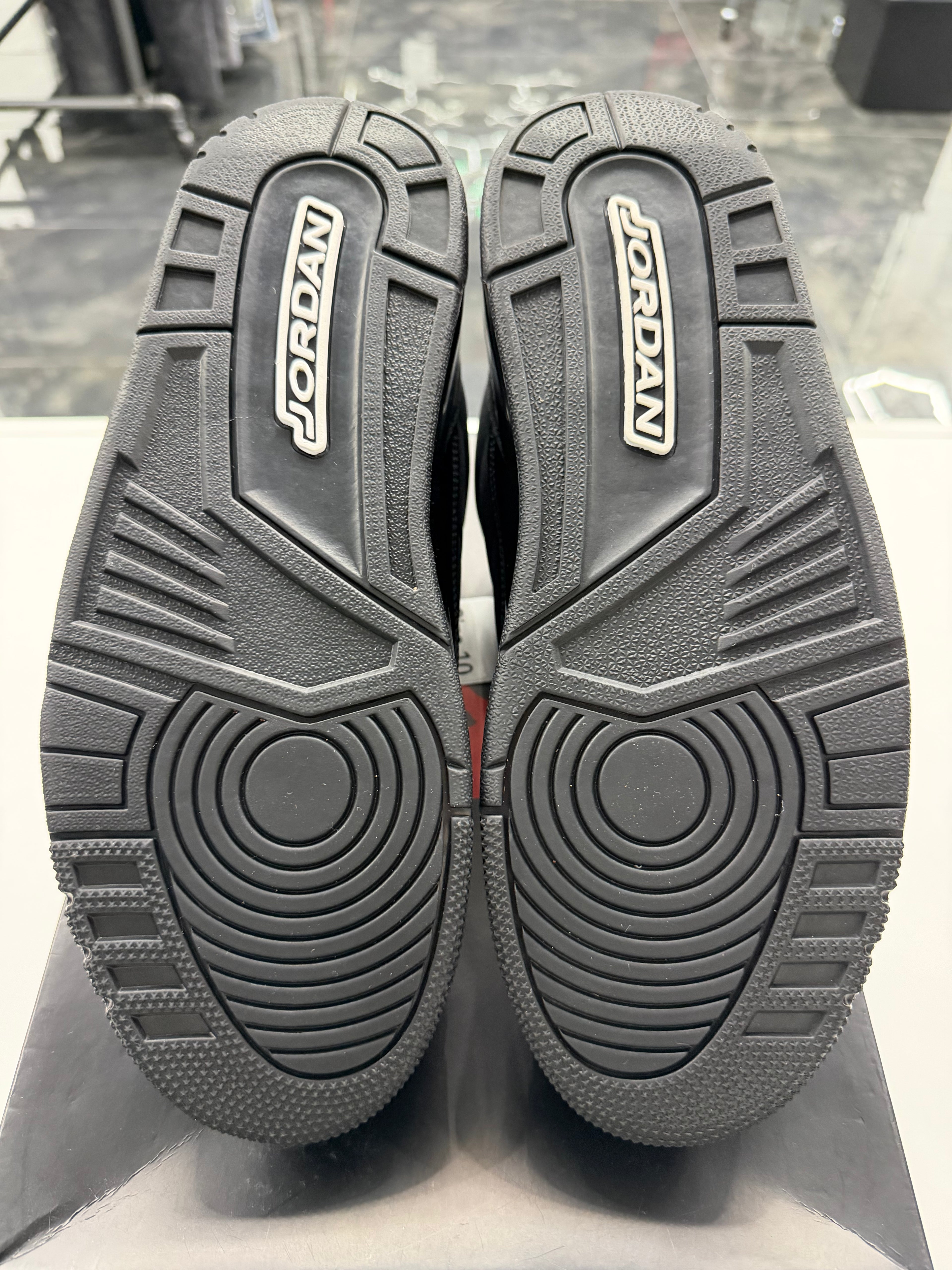 Jordan 3 Retro Black Cat (2025)