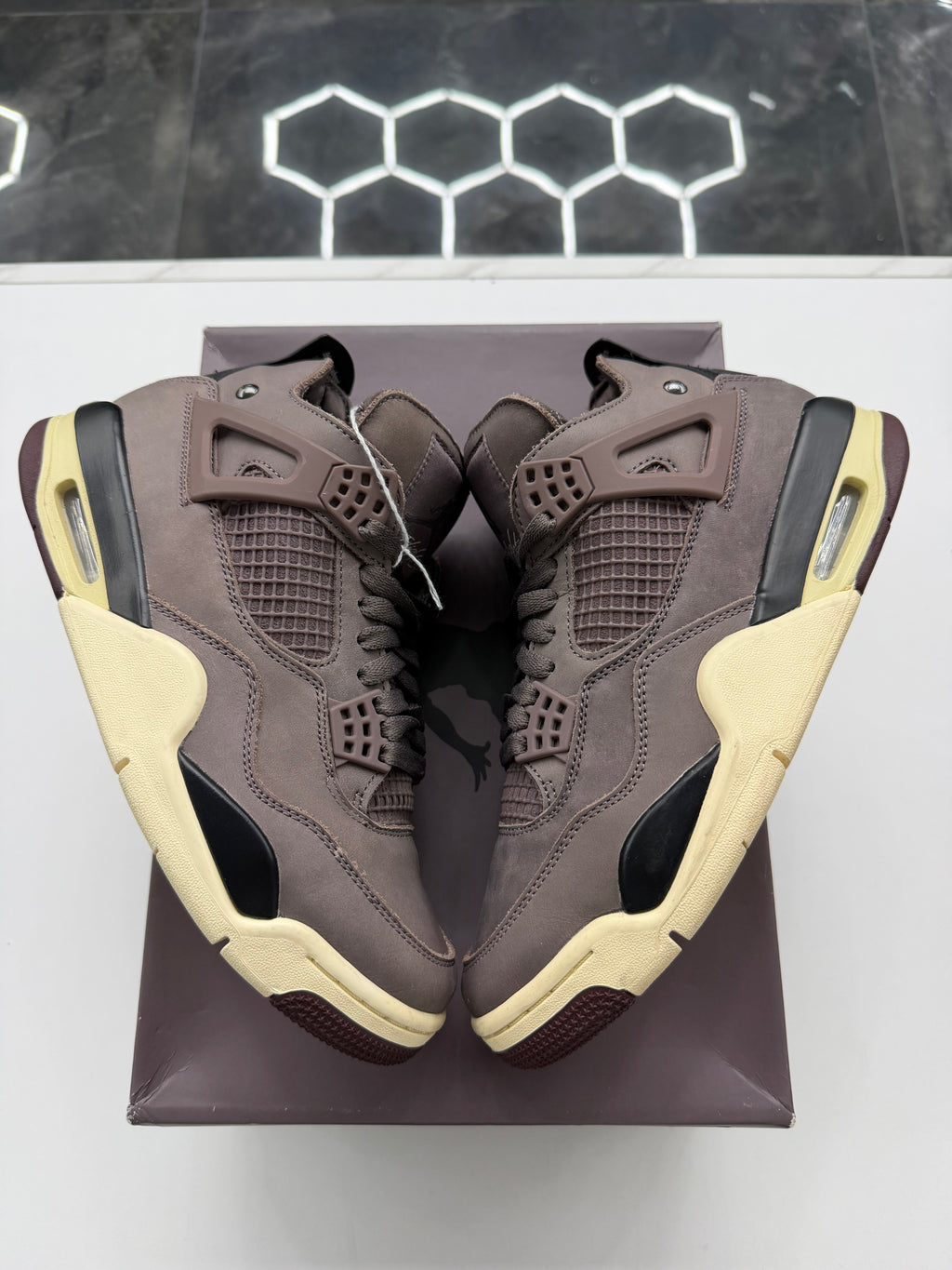 Jordan 4 Retro SP A Ma Maniere Violet Ore