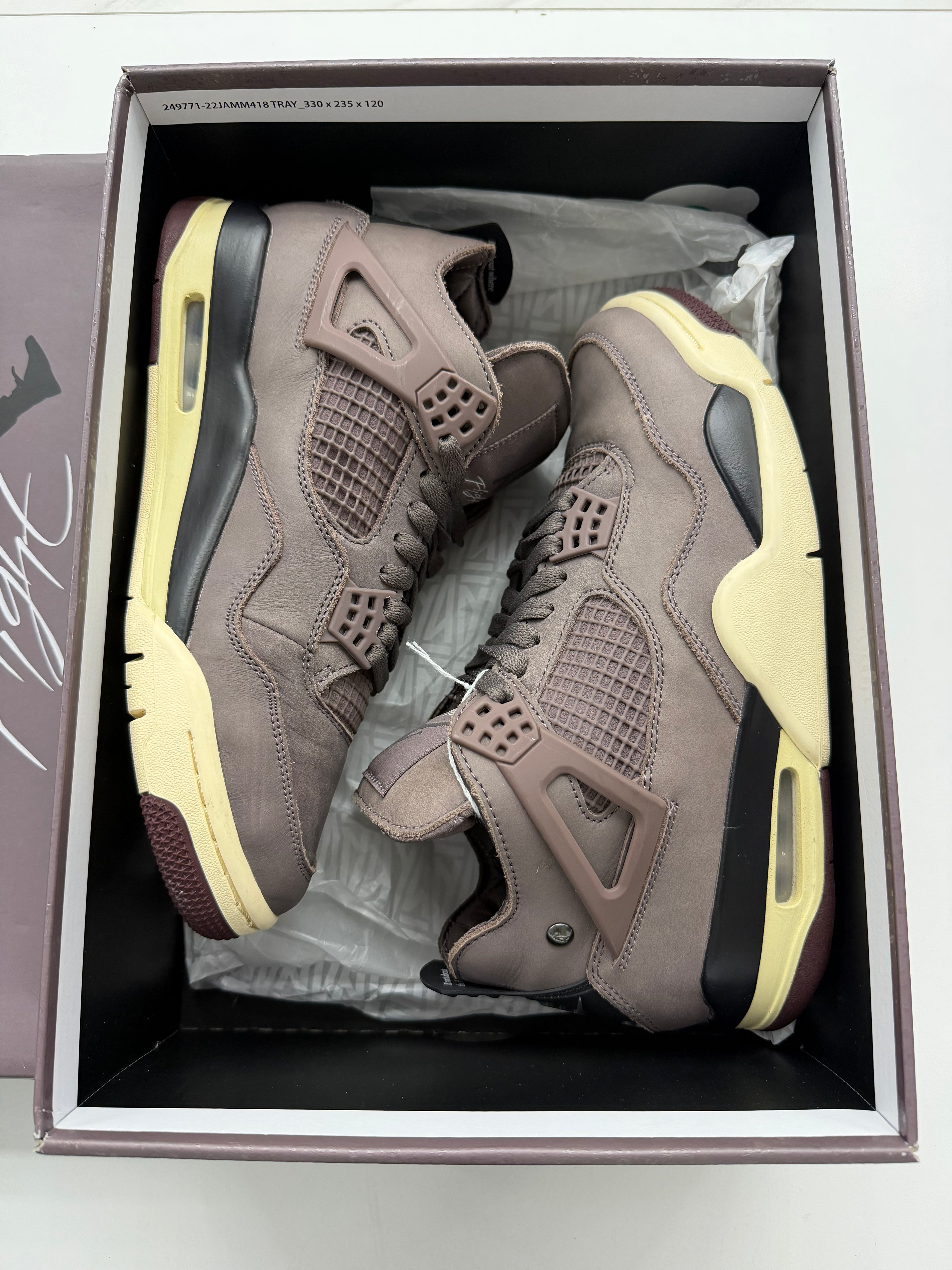 Jordan 4 Retro SP A Ma Maniere Violet Ore