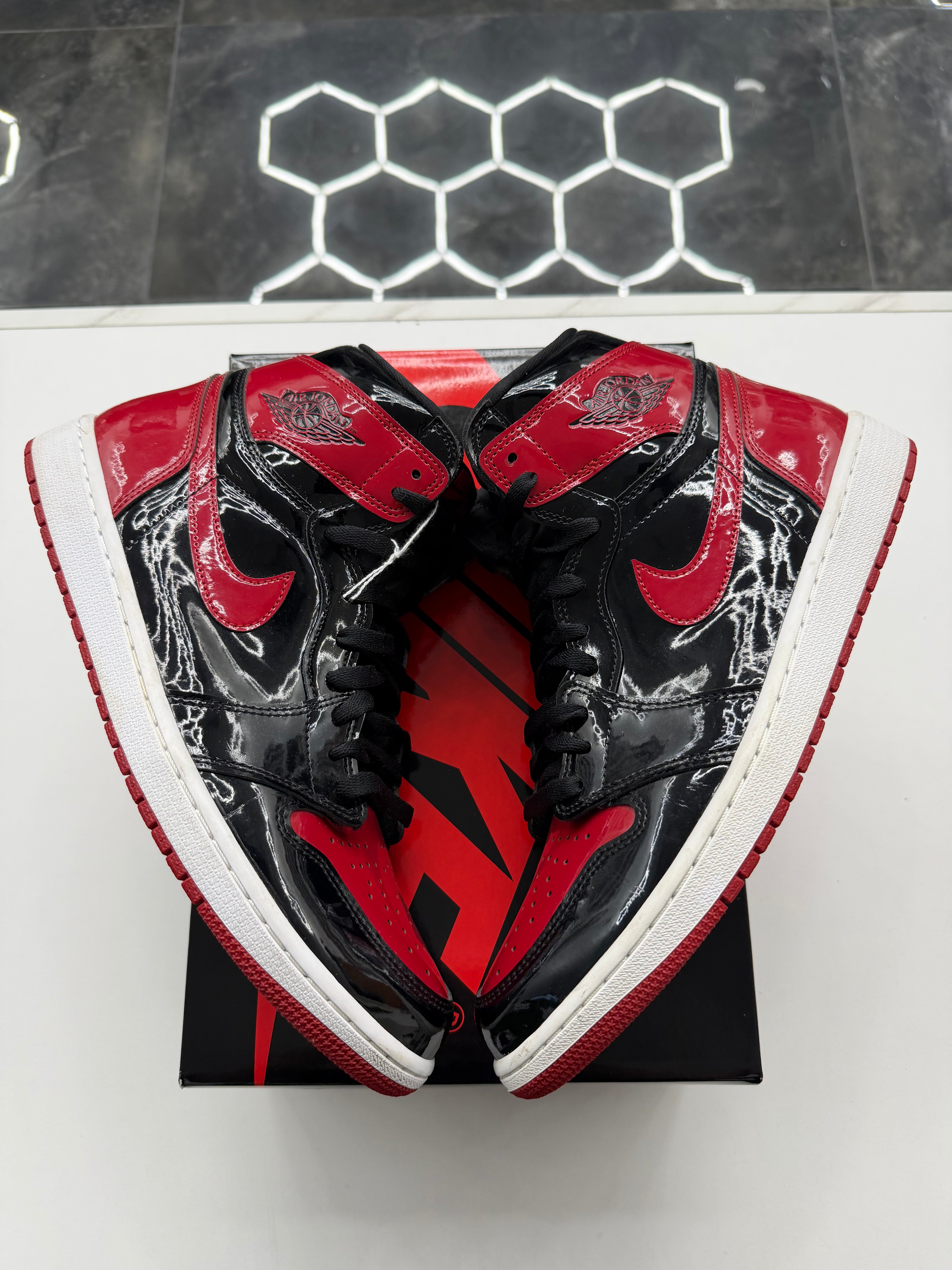 Jordan 1 Retro High Patent Bred
