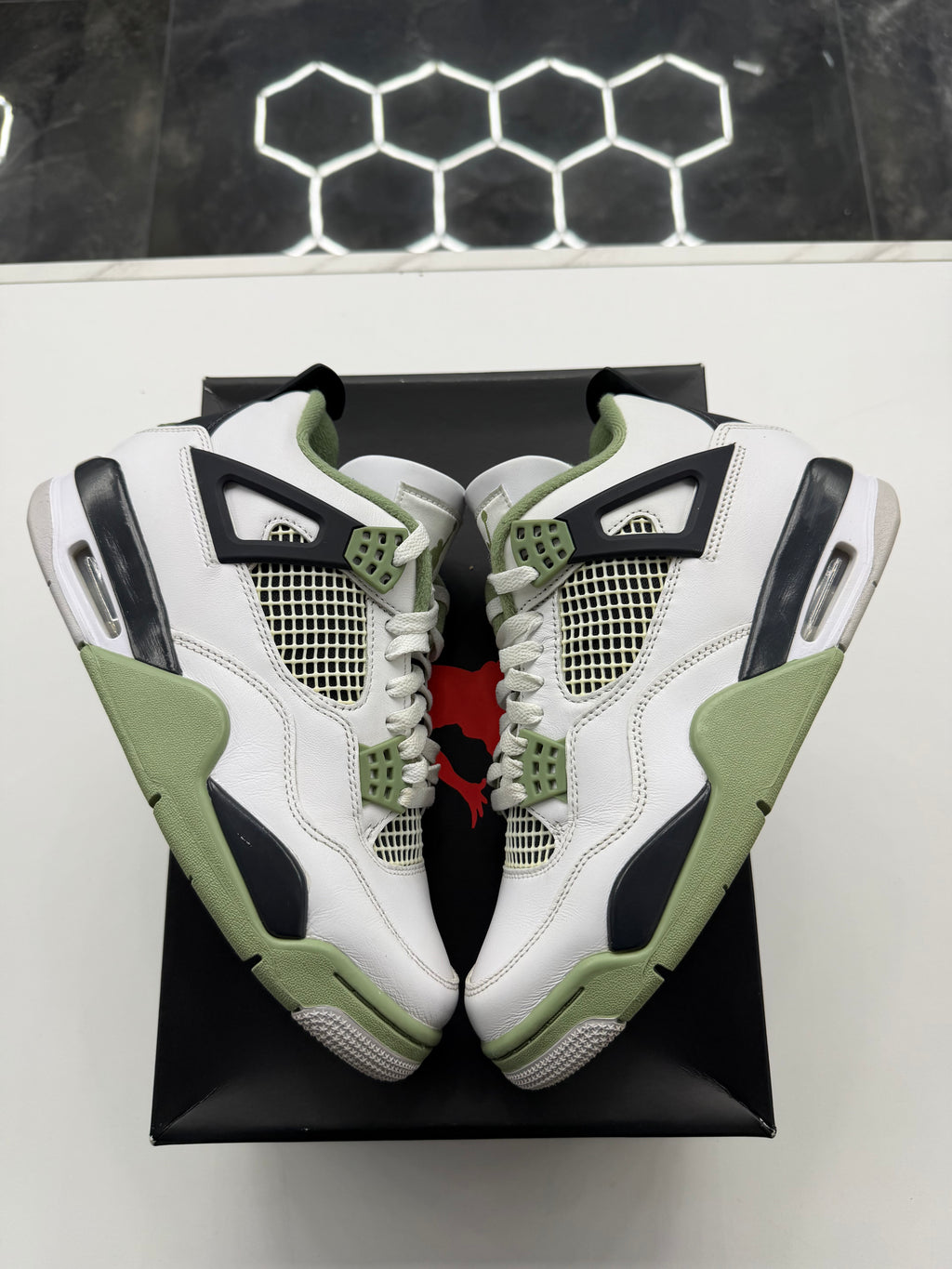 Jordan 4 Retro Seafoam (Women’s)