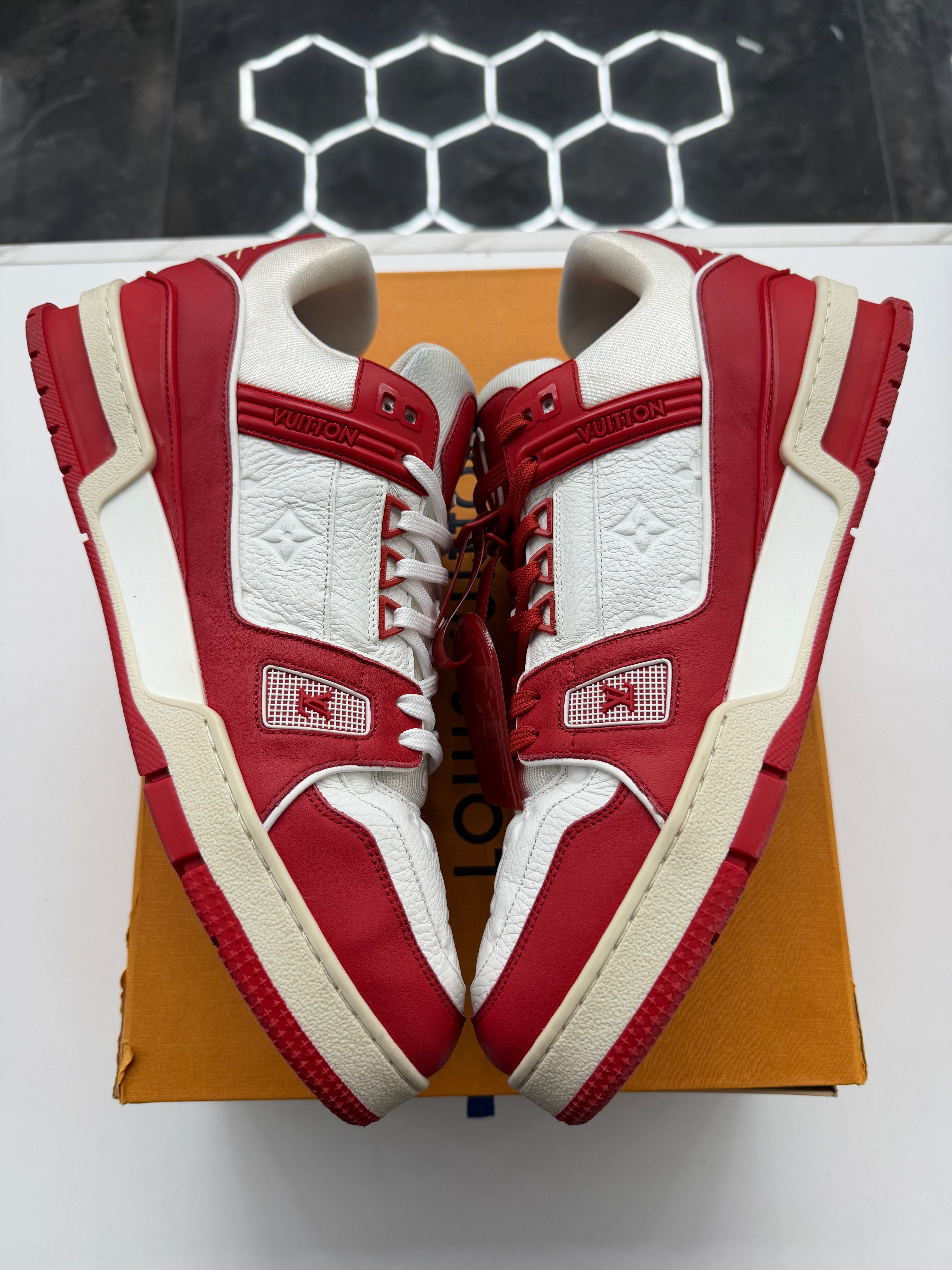 Louis Vuitton White/Red Trainer