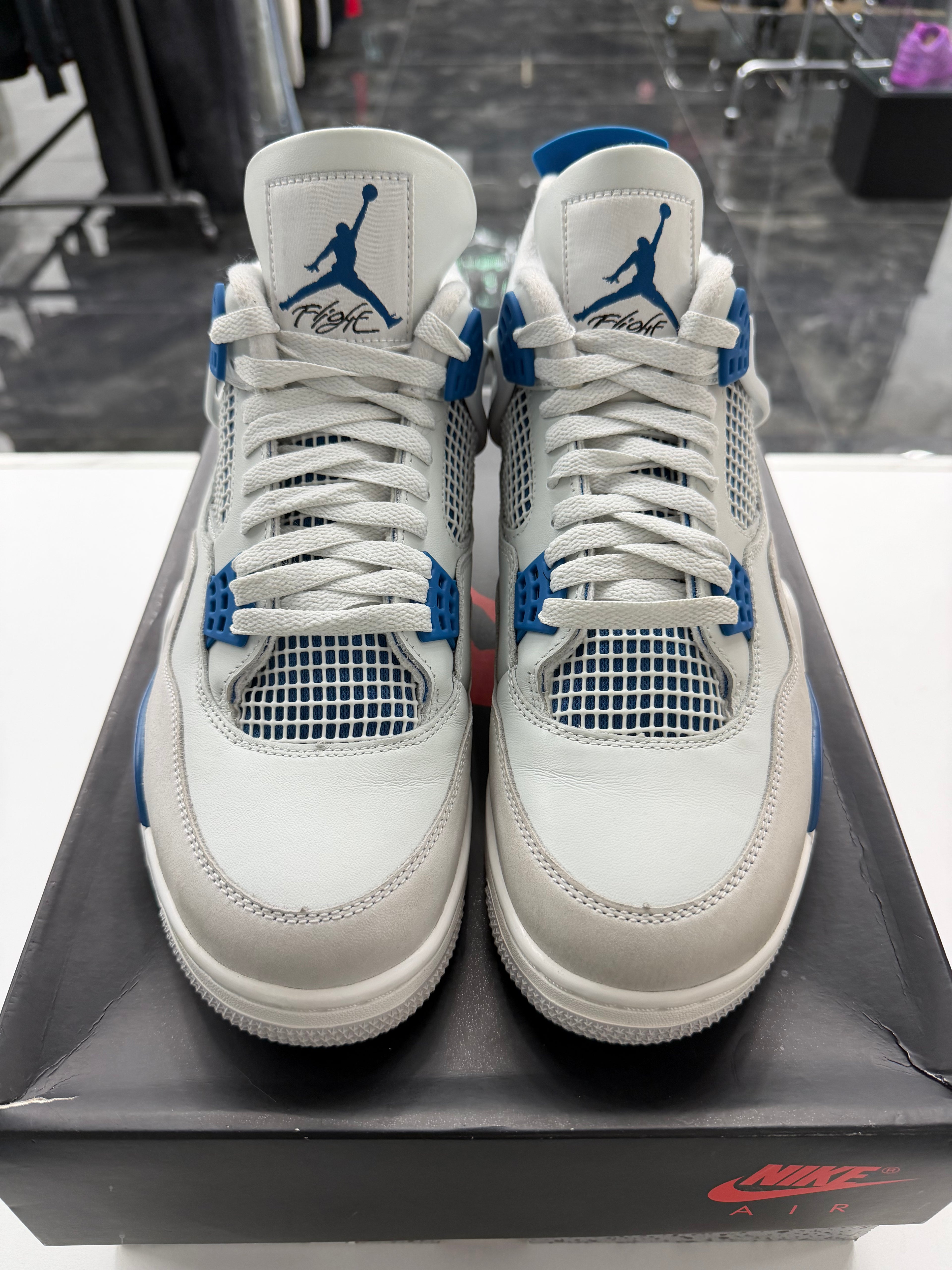 Jordan 4 Retro Military Blue (2024)