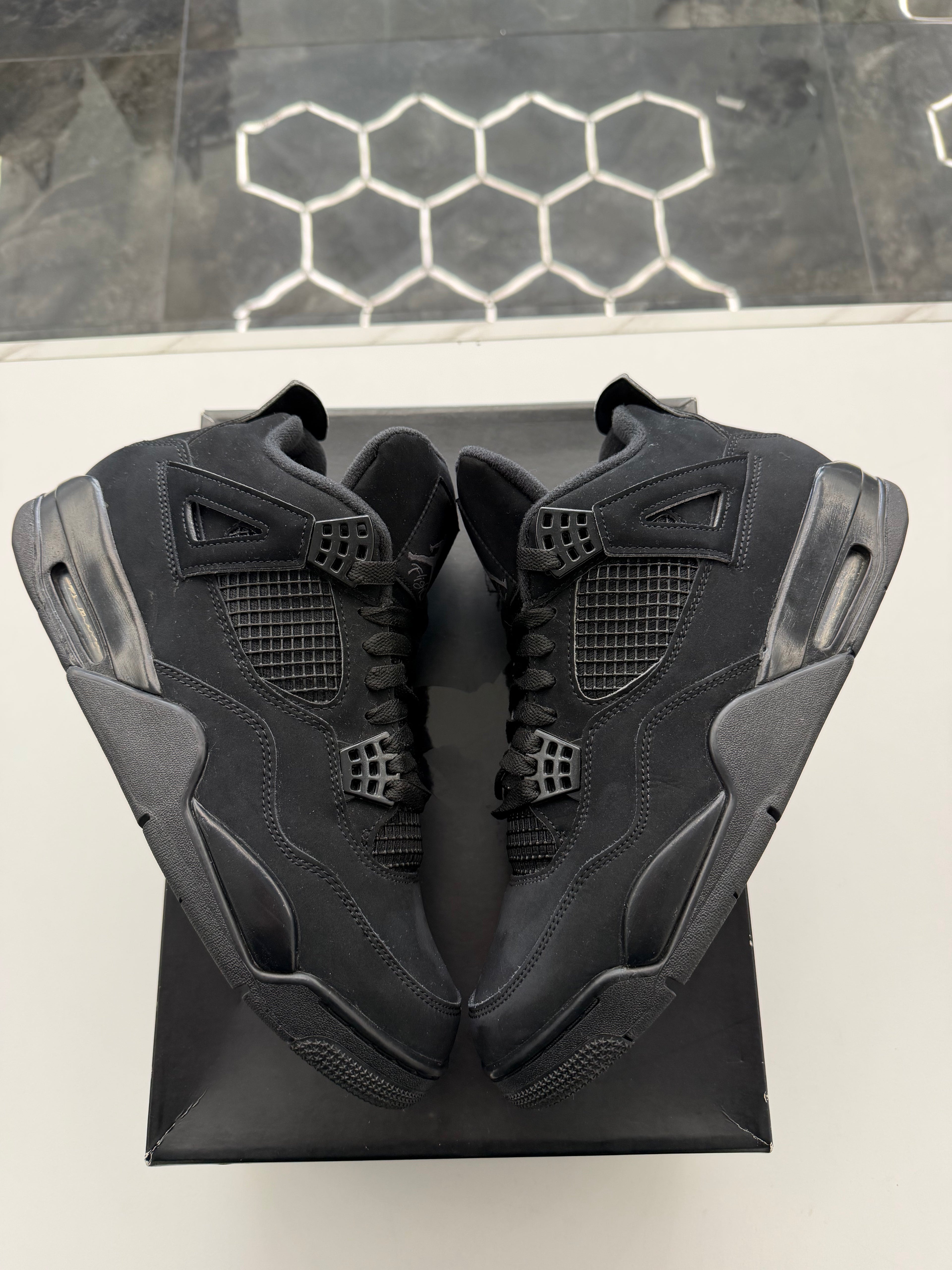 Jordan 4 Retro Black Cat (2020)
