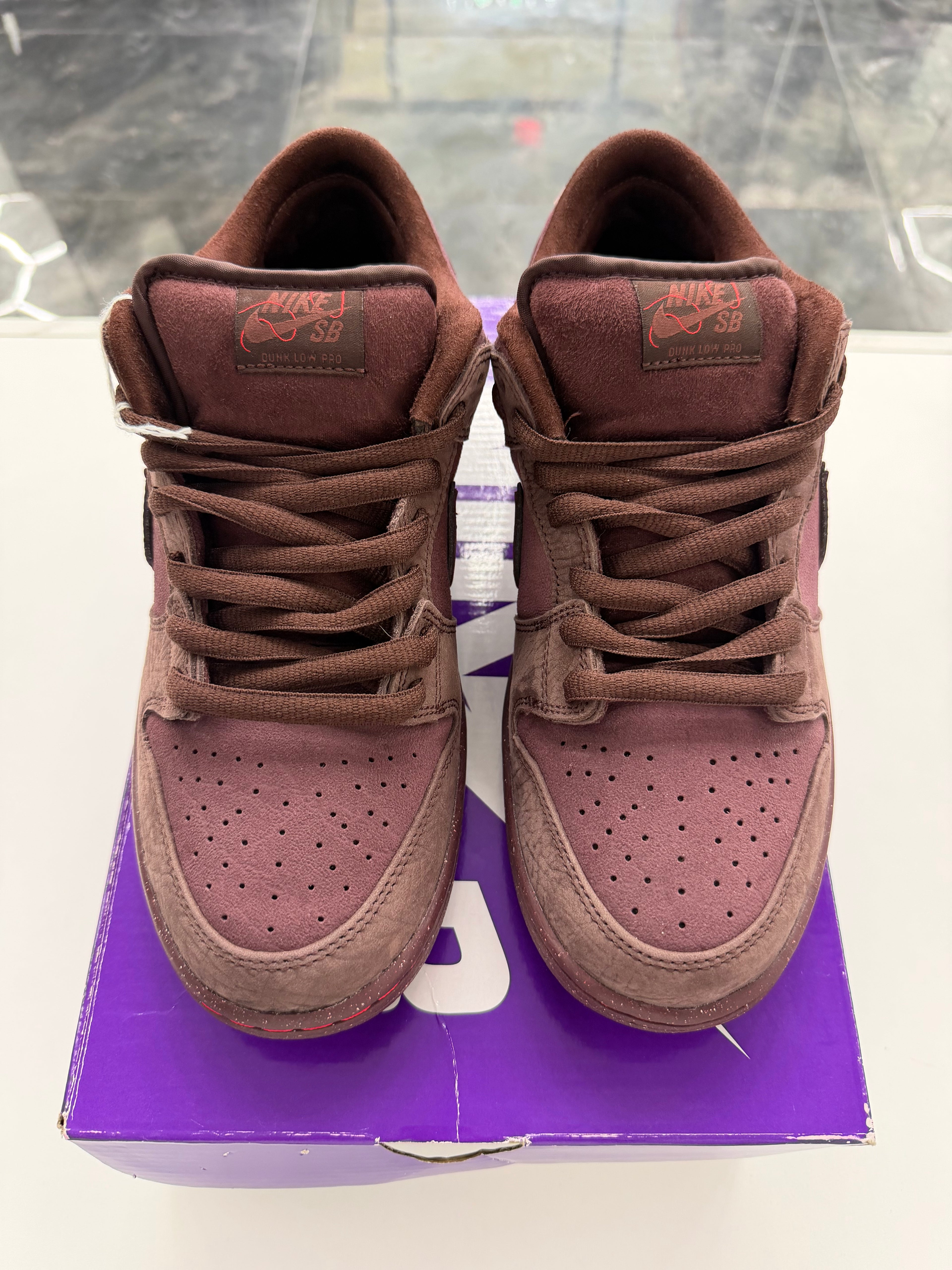 Nike SB Dunk Low City Of Love Burgundy Crush (REPLACEMENT BOX)