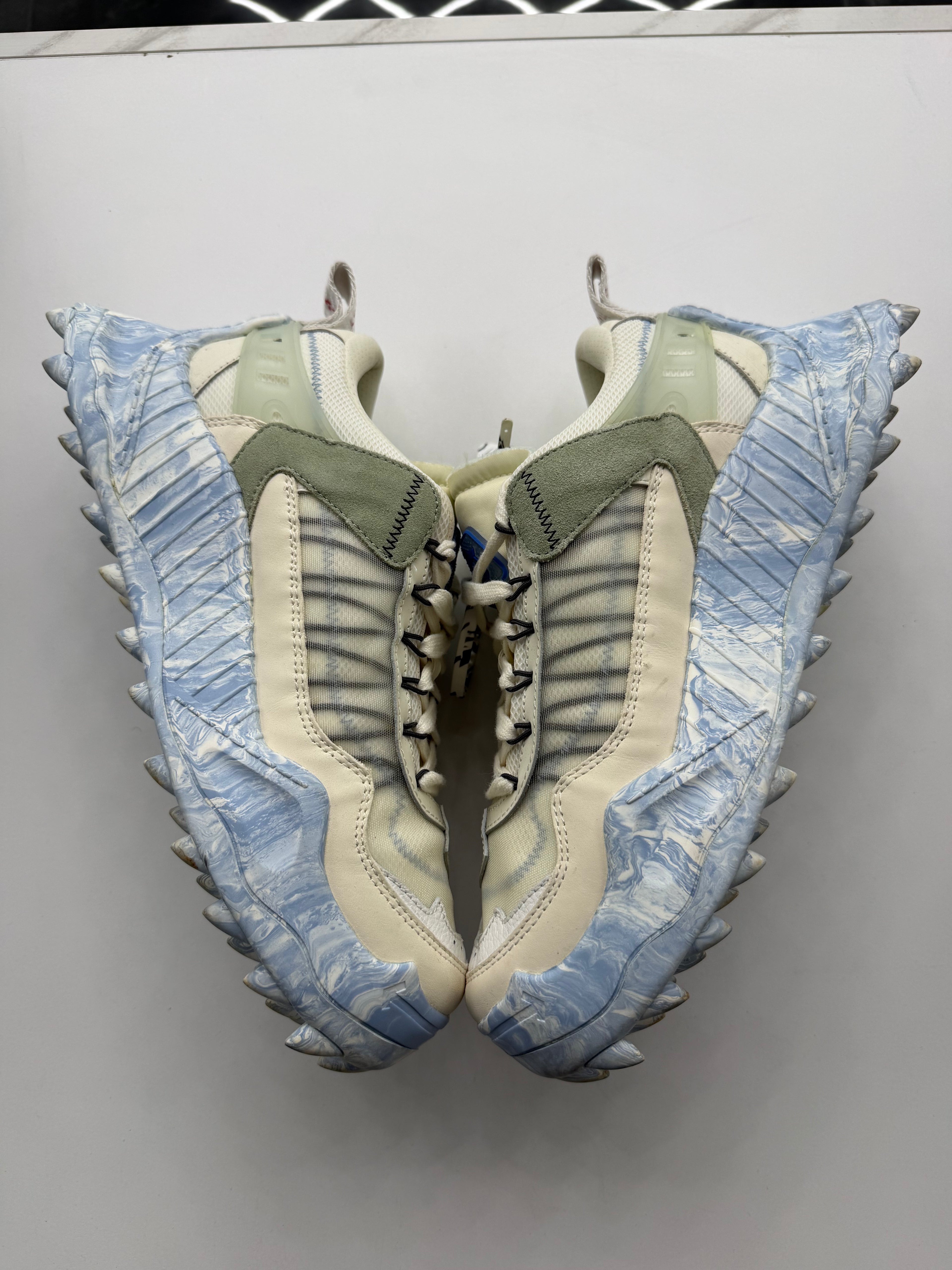 Off-White ODSY-1000 (NO BOX)