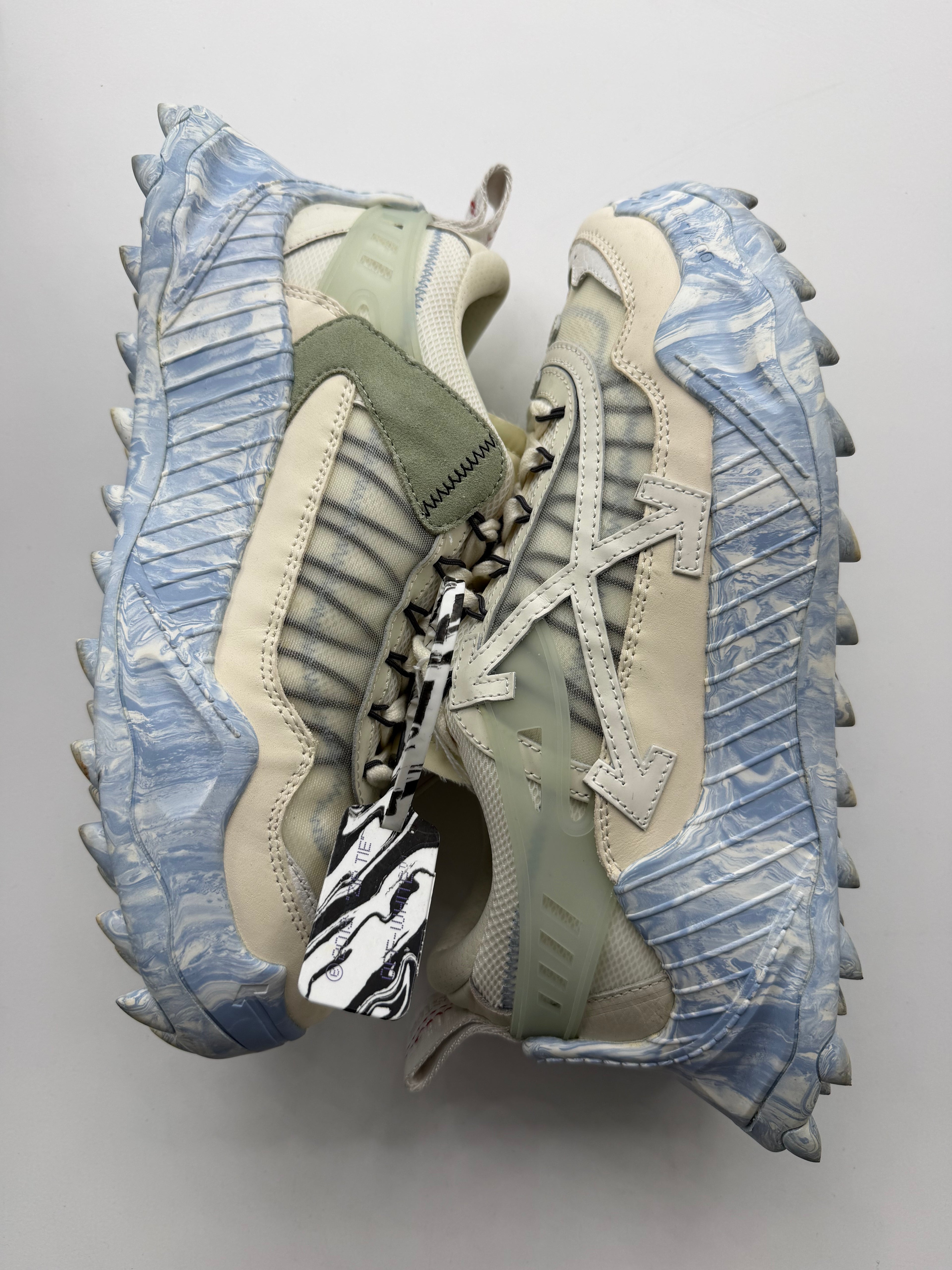 Off-White ODSY-1000 (NO BOX)