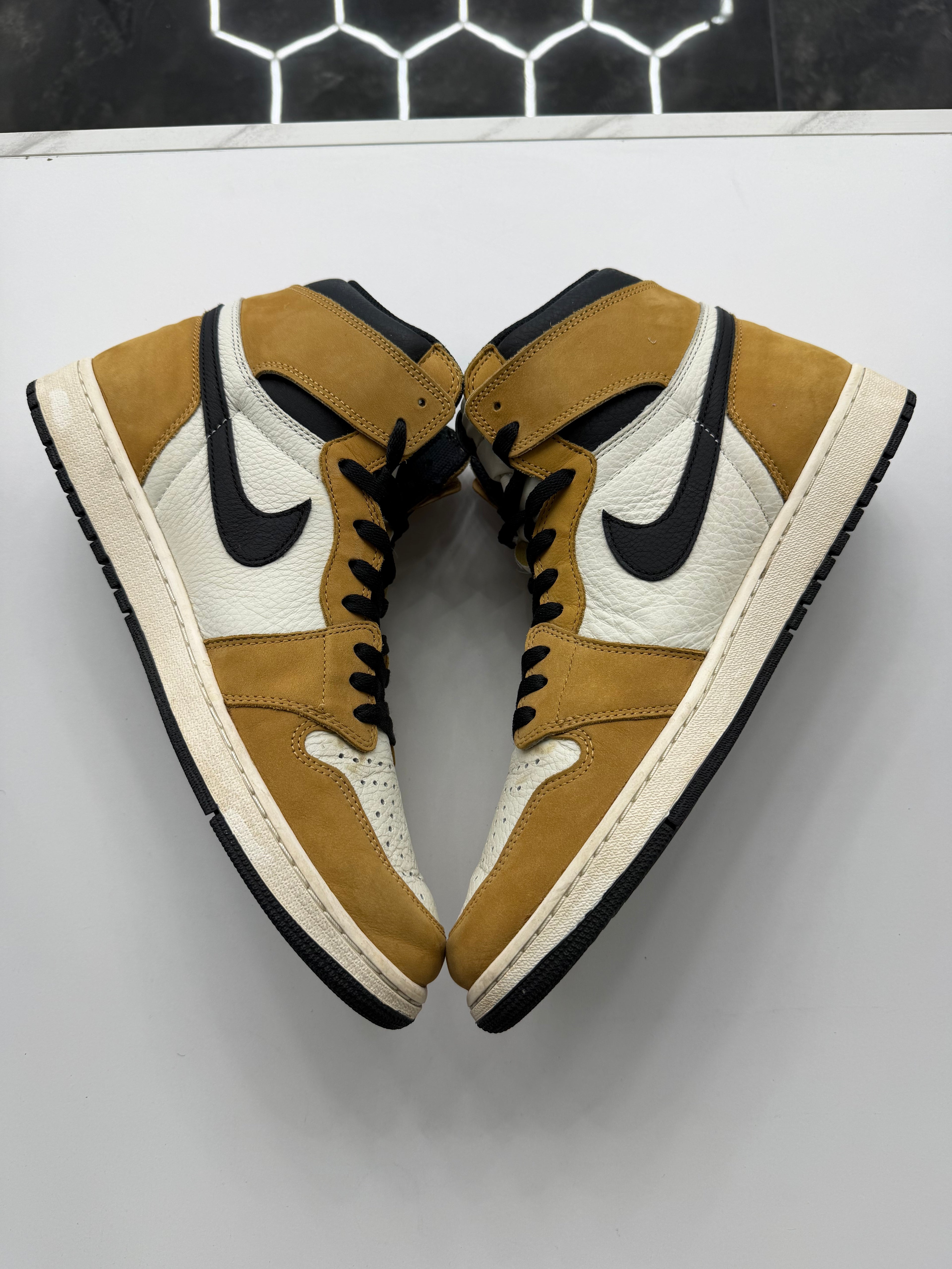 Jordan 1 Retro High OG "Rookie of the Year" (NO BOX)