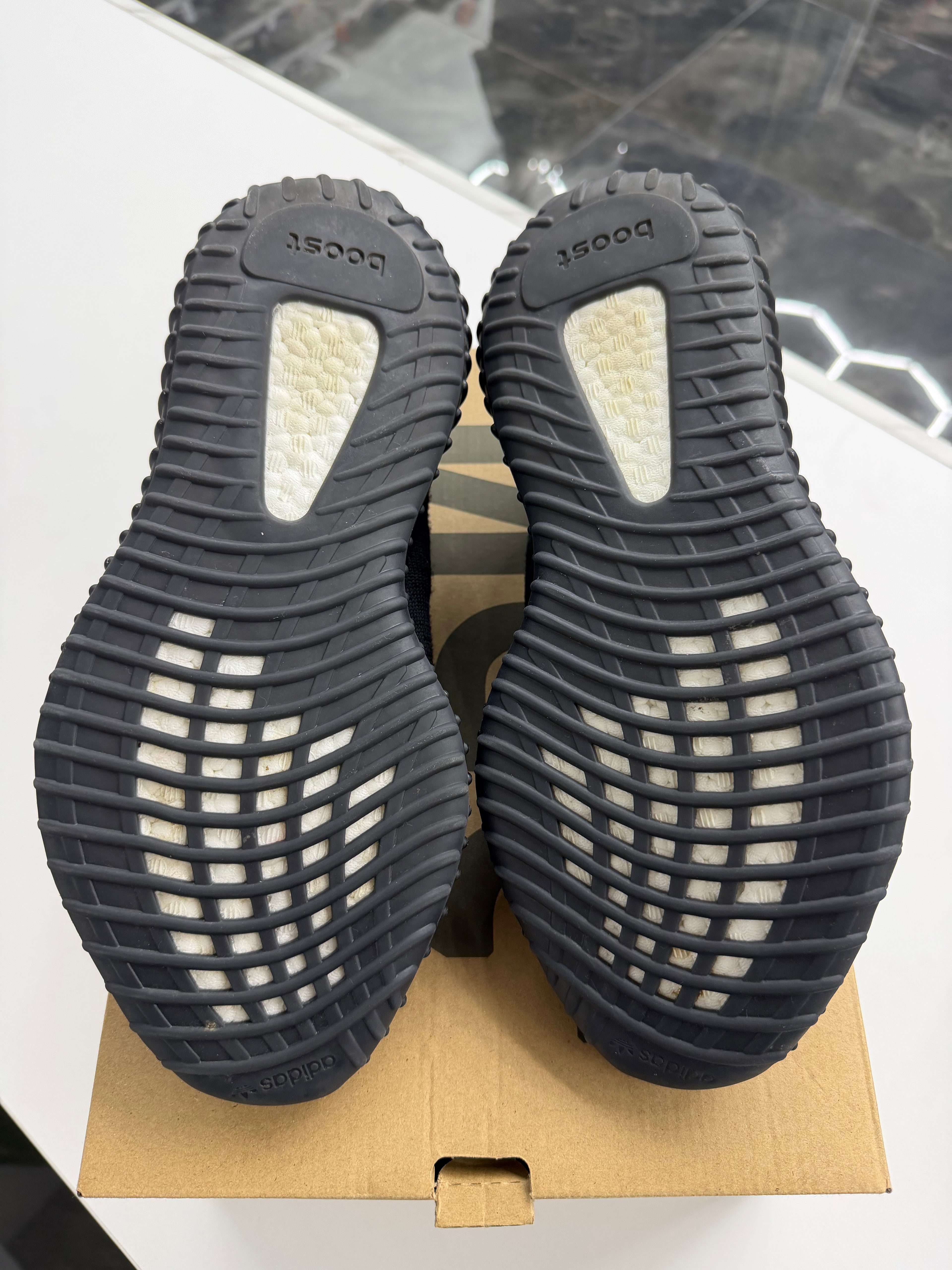 Adidas Yeezy 350 V2 Onyx