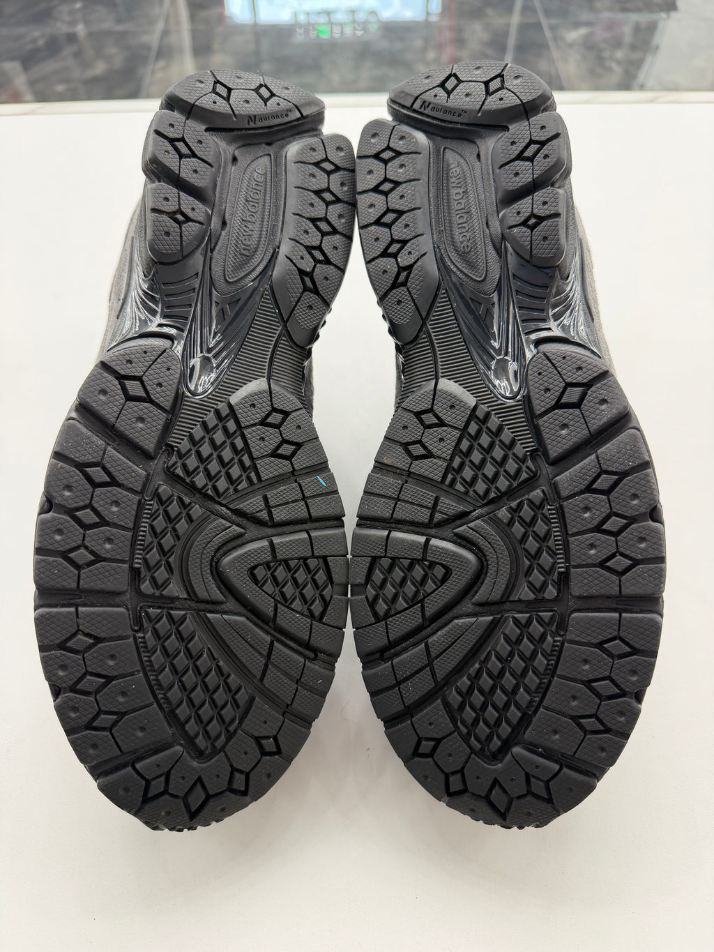 New Balance 2002R GORE-TEX (NO BOX)