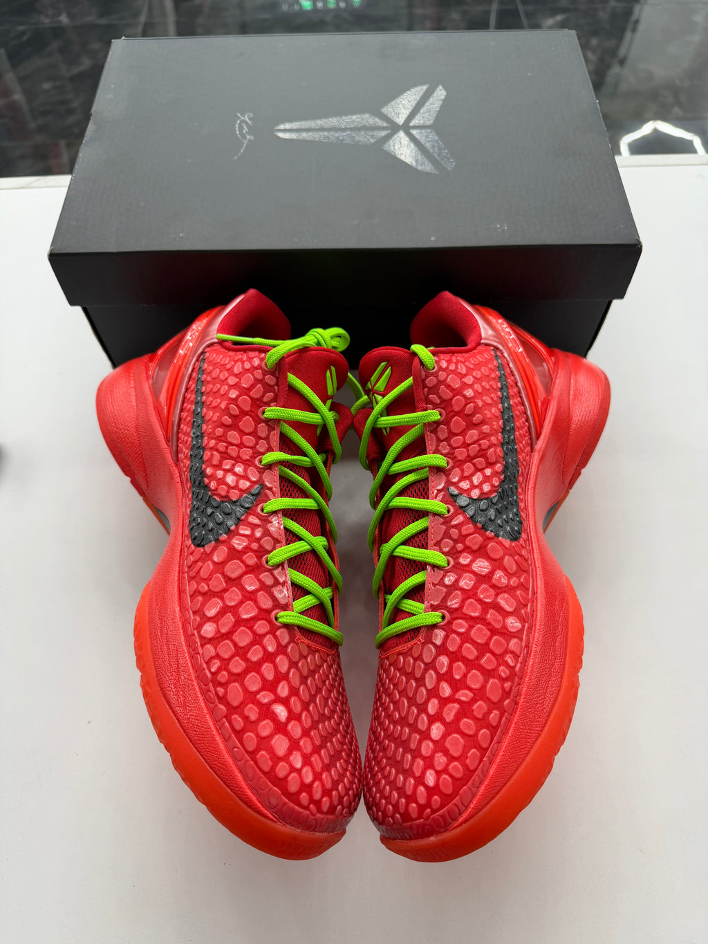 Kobe 6 Protro Reverse Grinch