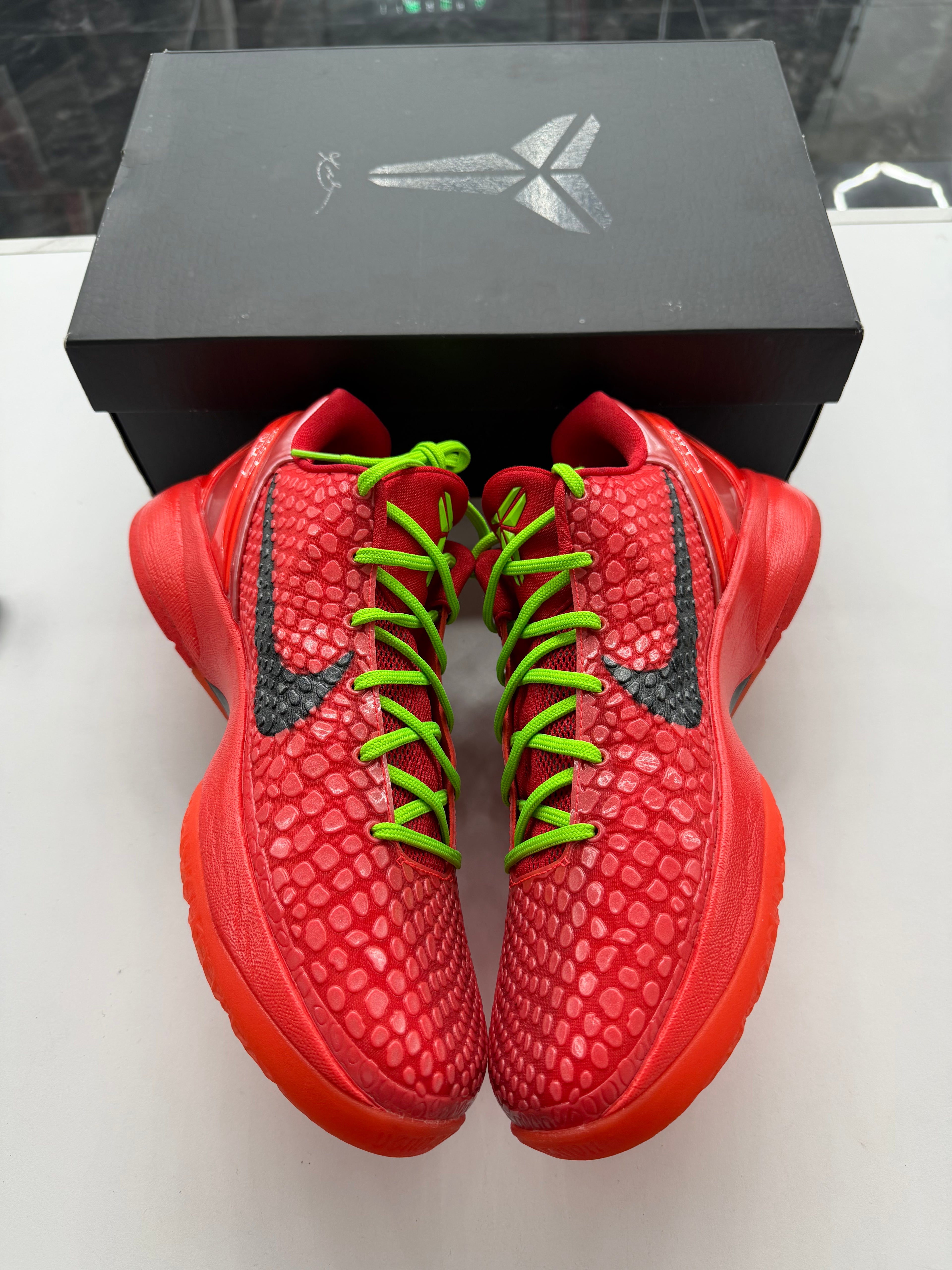 Kobe 6 Protro Reverse Grinch
