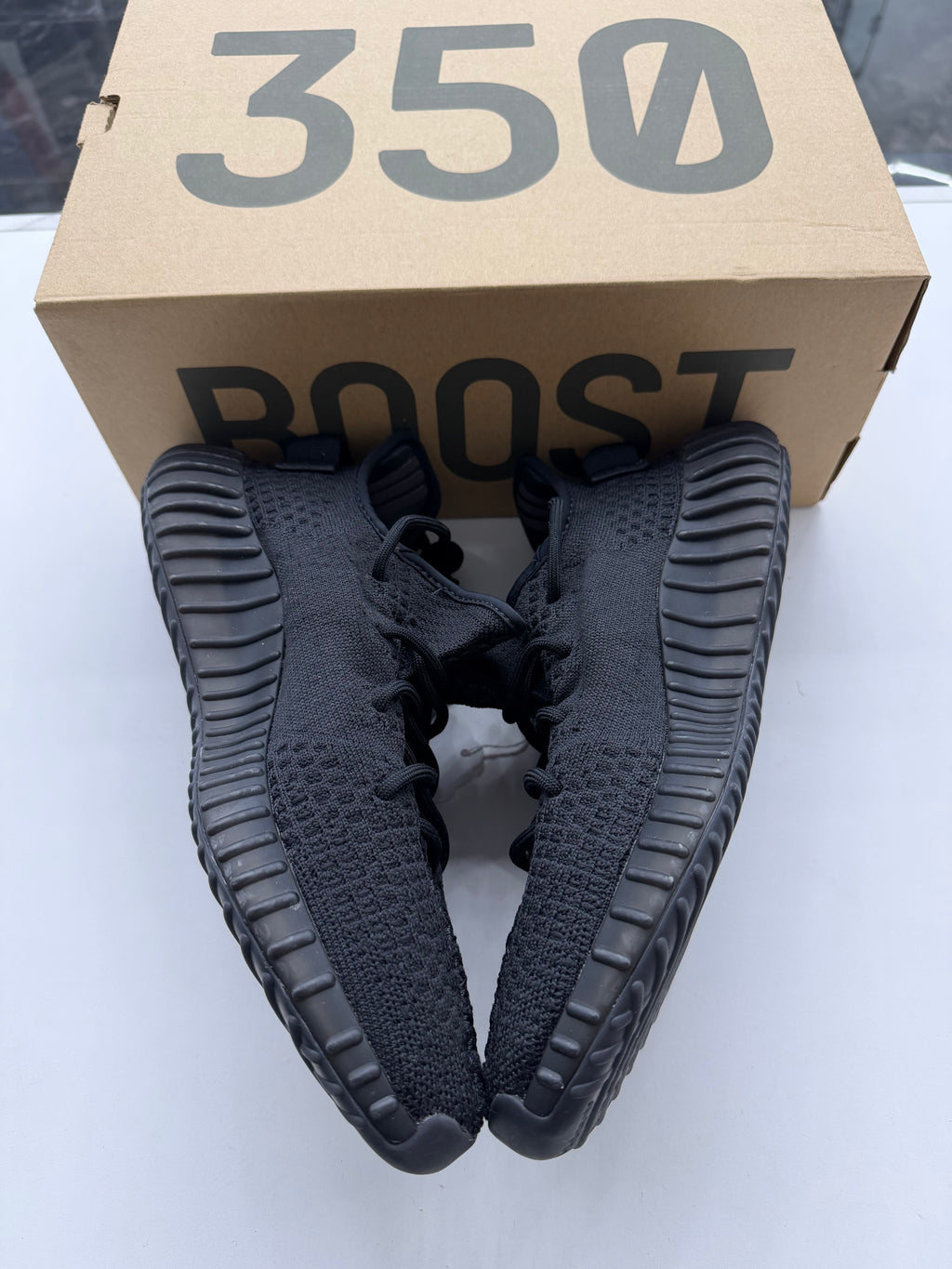 Yeezy Boost 350 V2 Onyx