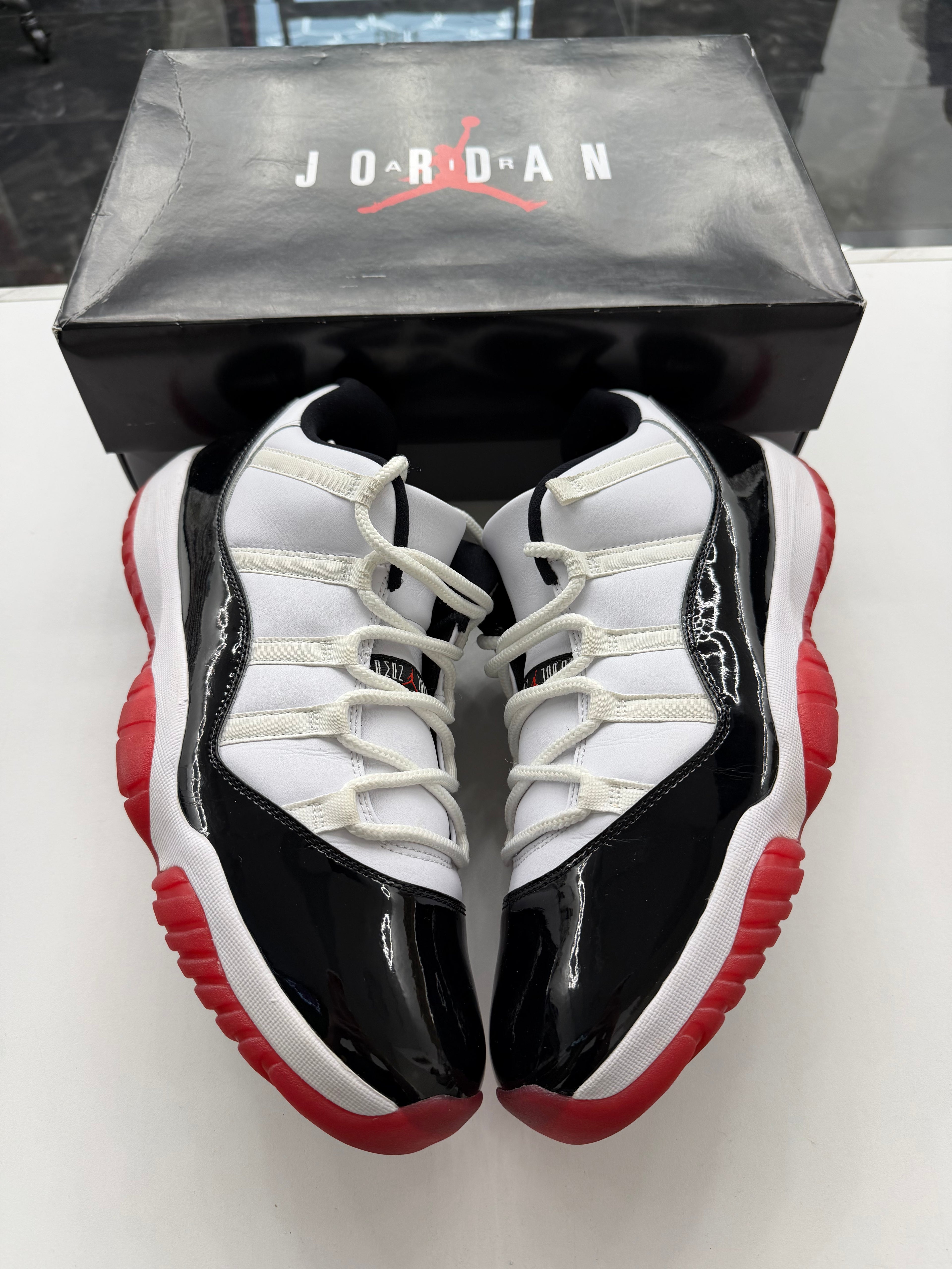 Jordan 11 Low Concord Bred