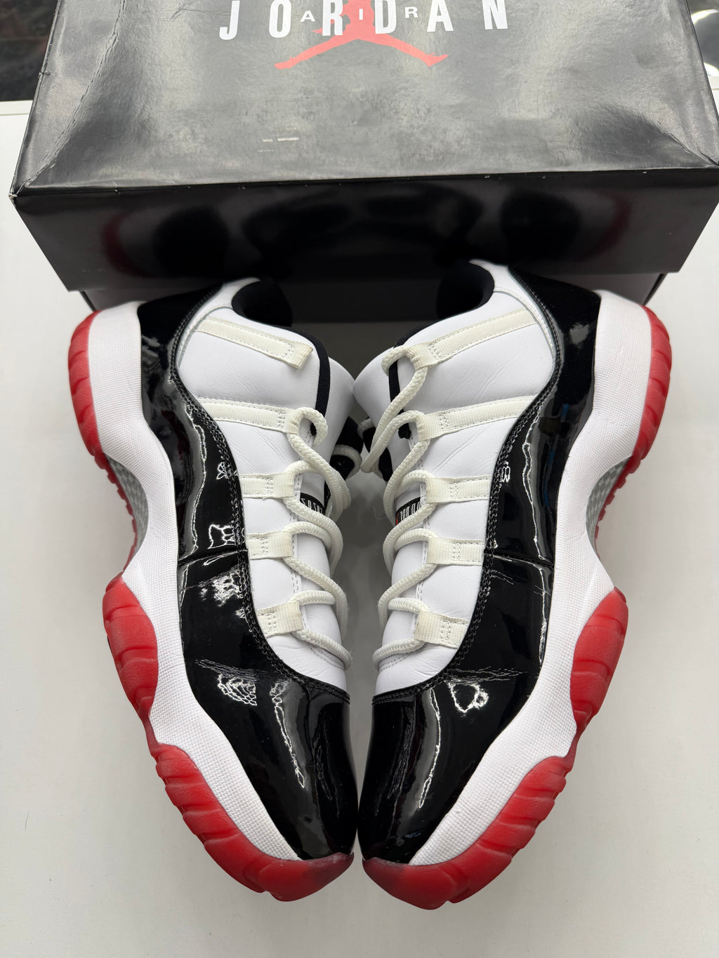 Jordan 11 Low Concord Bred
