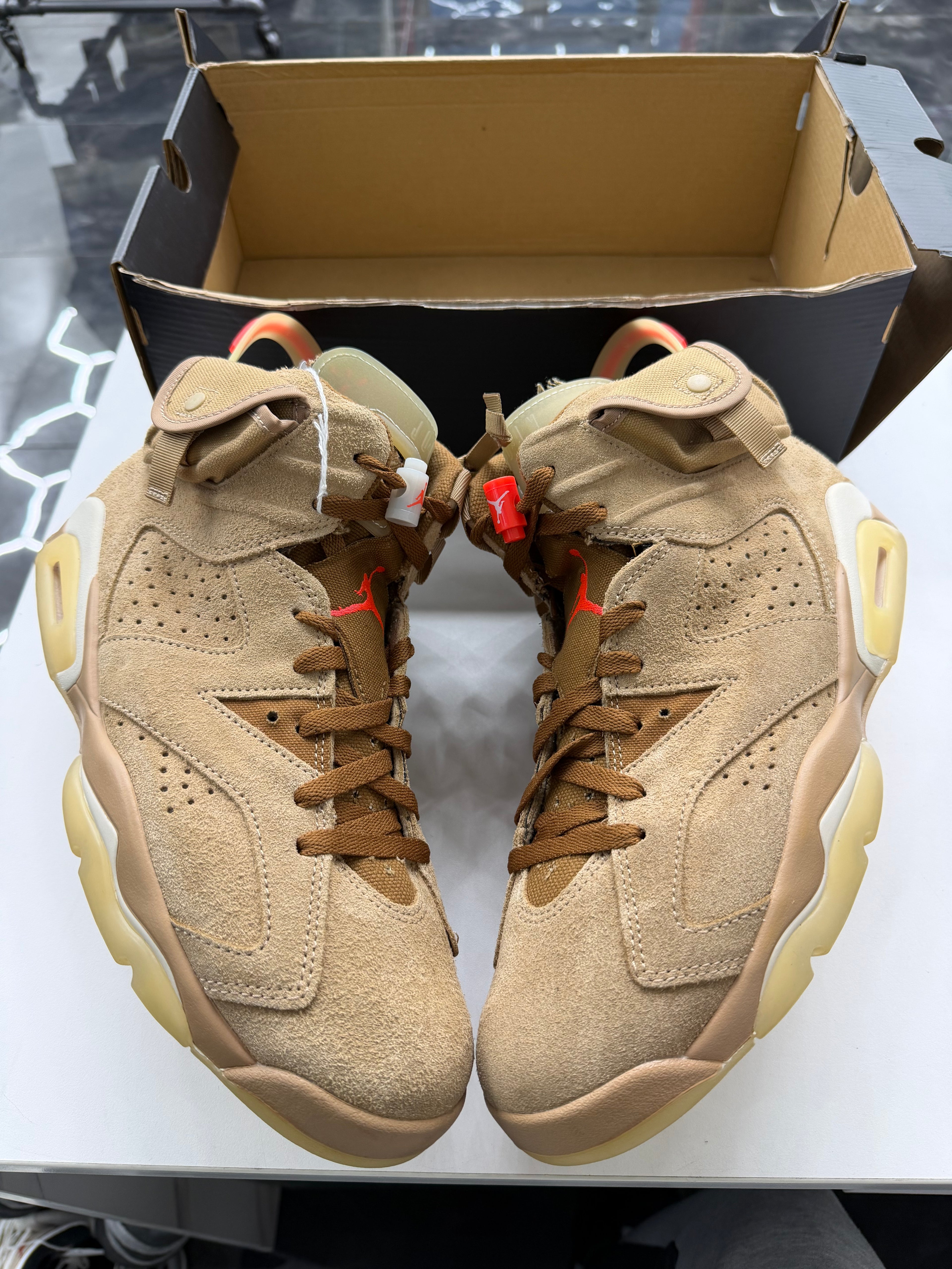Jordan 6 Retro Travis Scott British Khaki (REPLACEMENT BOX)