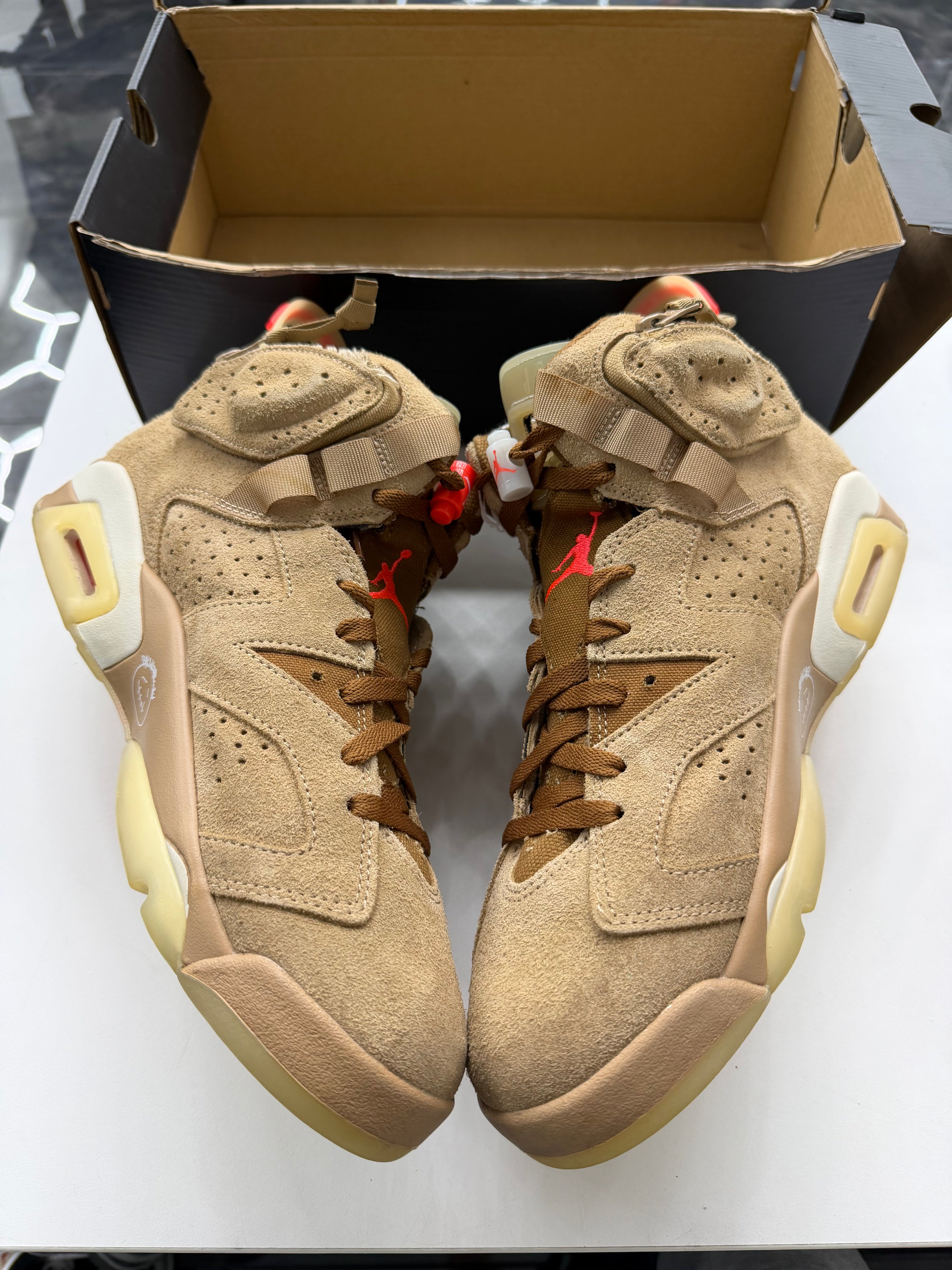 Jordan 6 Retro Travis Scott British Khaki (REPLACEMENT BOX)
