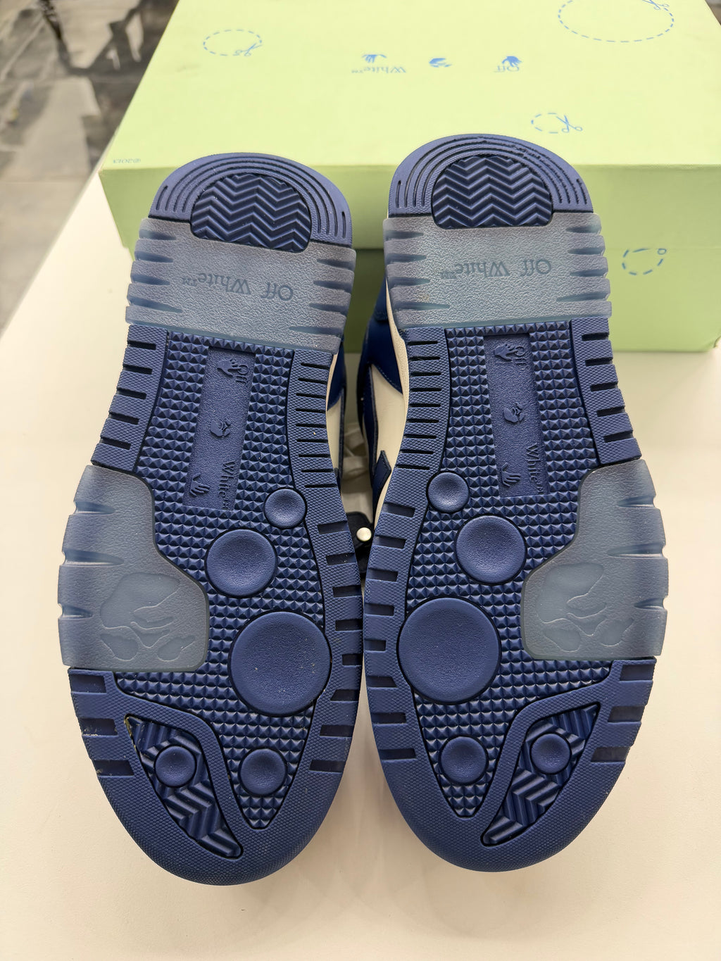 OFF-White Low Tops Dark Blue White