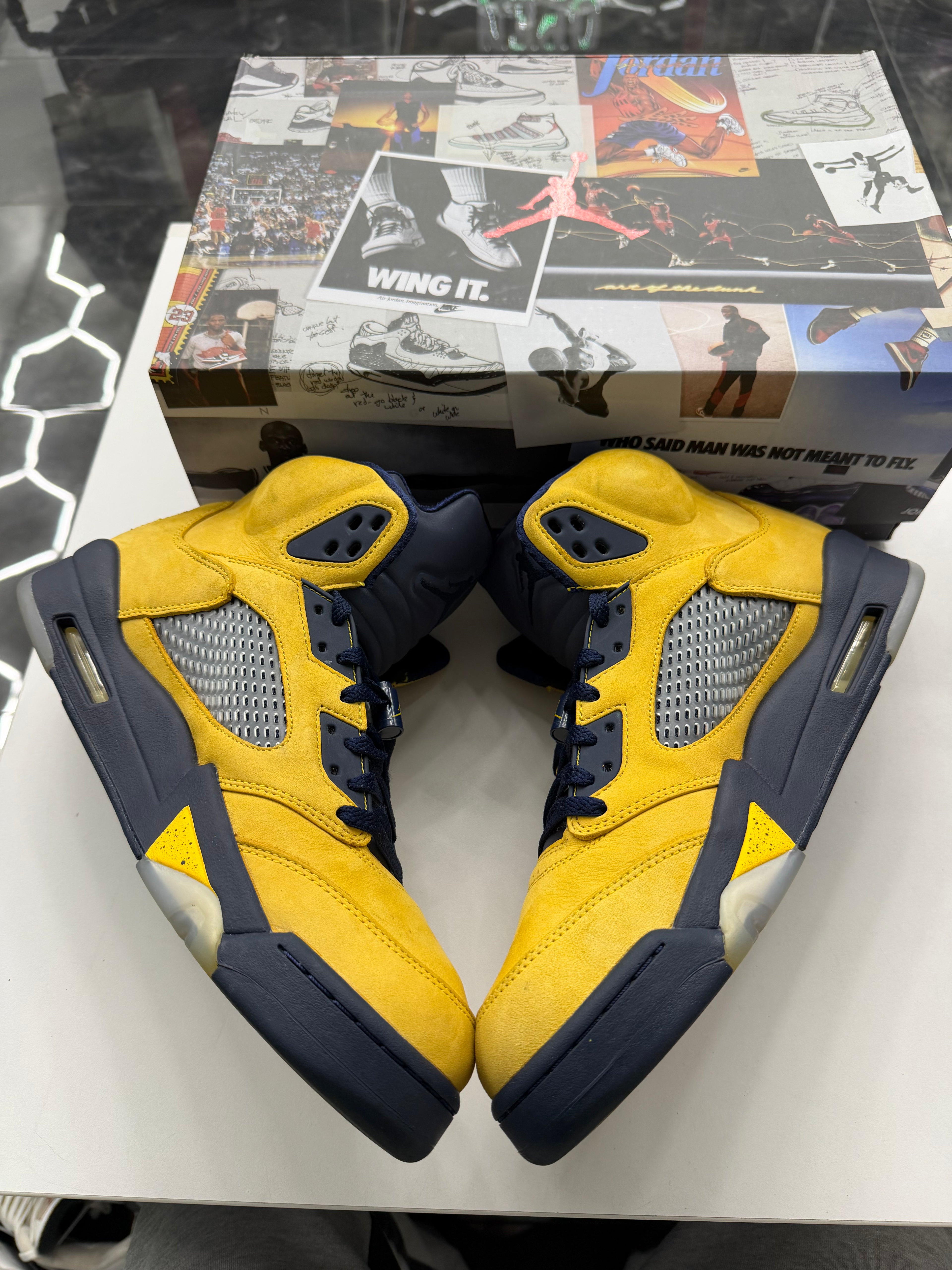 Jordan 5 Retro Michigan (2019)