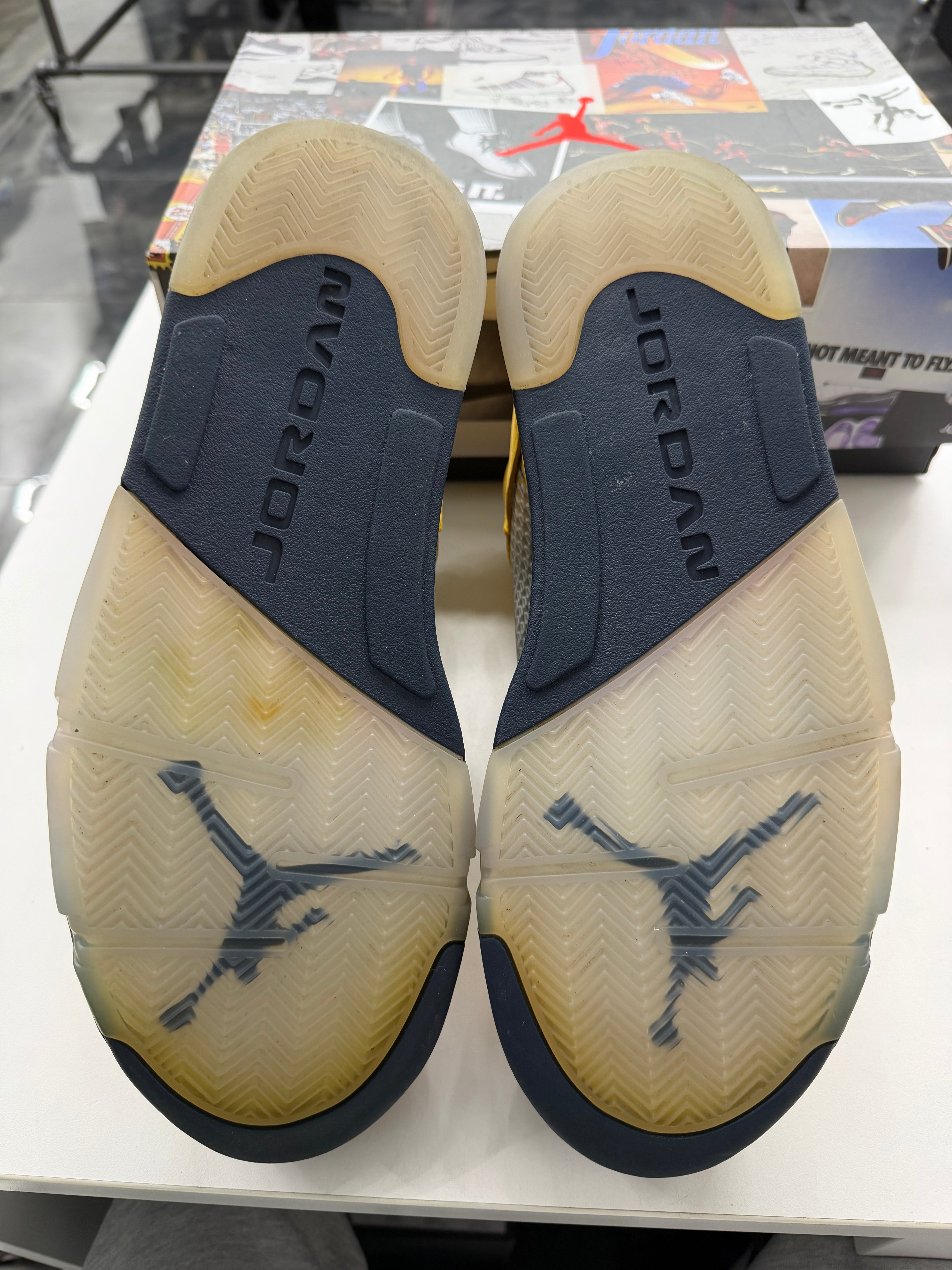 Jordan 5 Retro Michigan (2019)