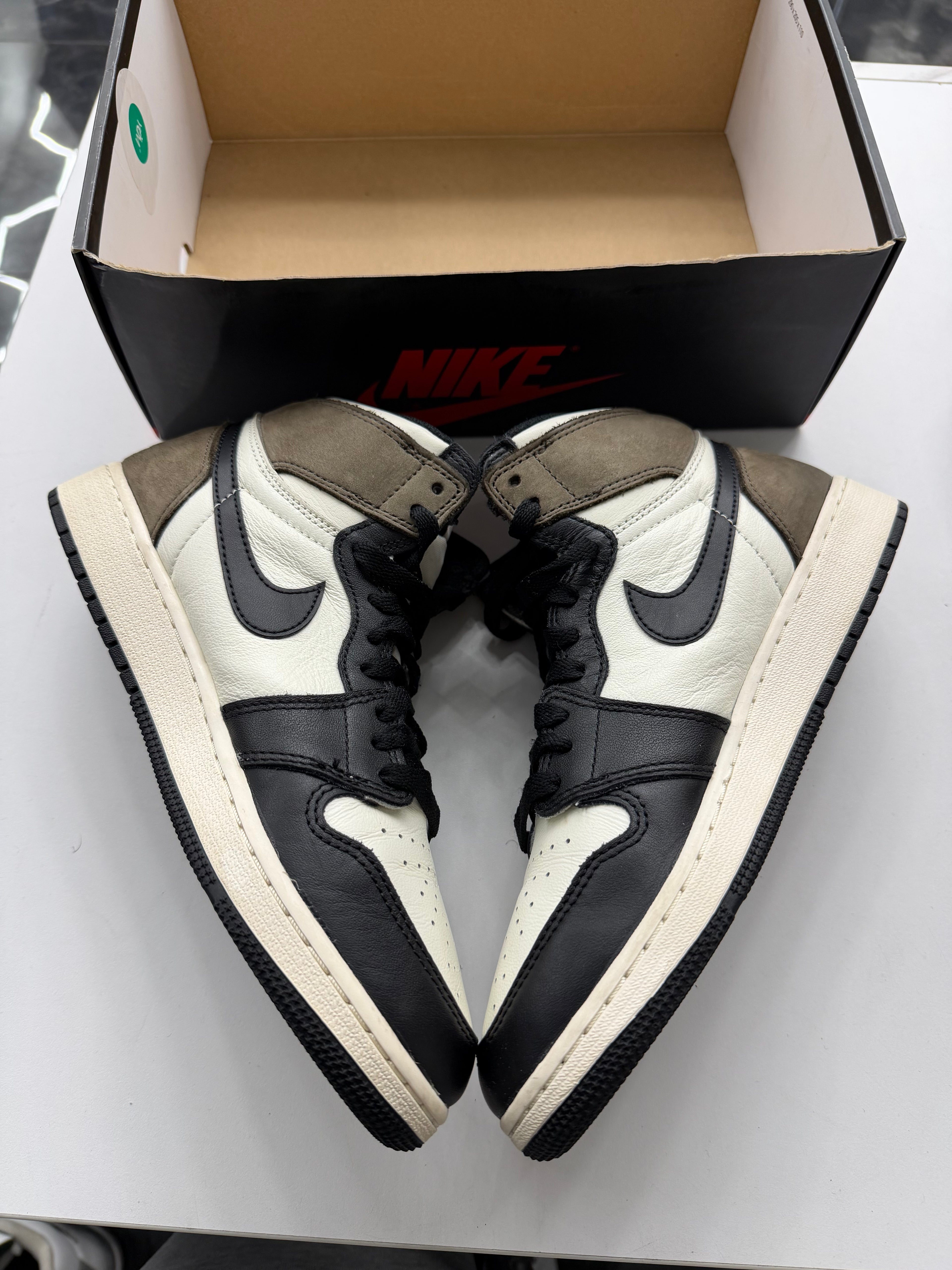 Jordan 1 Retro High Dark Mocha (GS) (NO BOX LID)