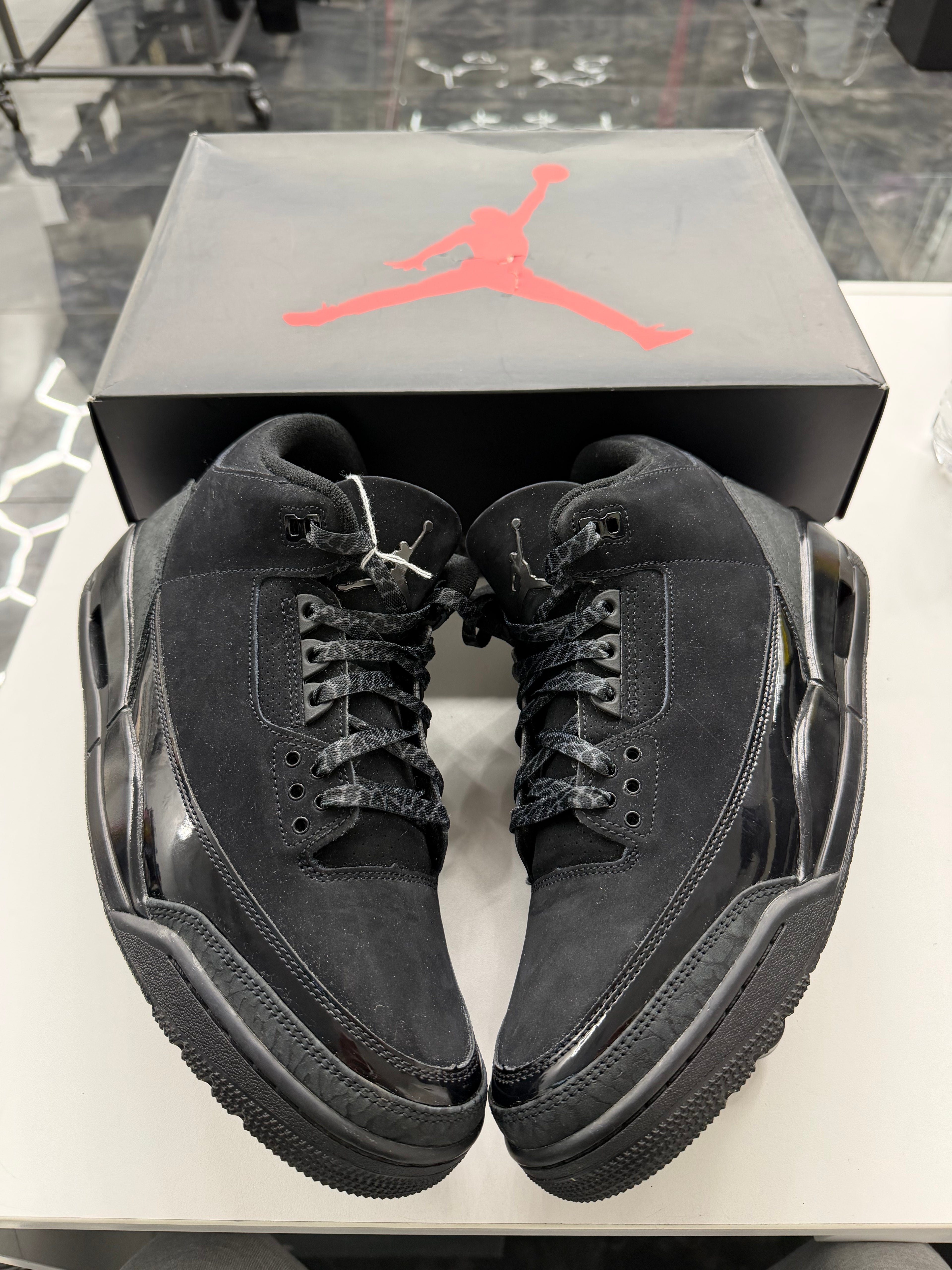Jordan 3 Retro Black Cat (2025)