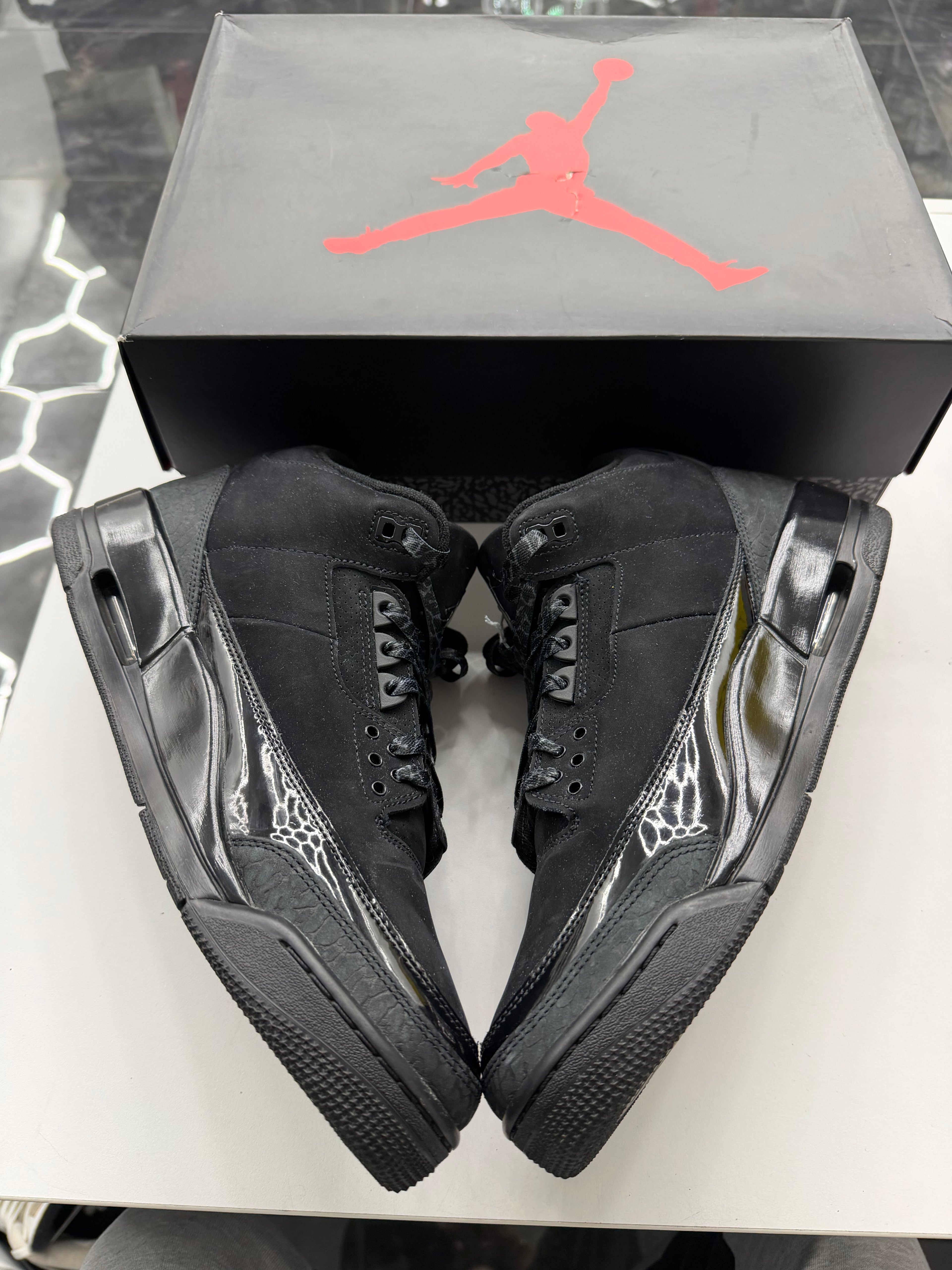 Jordan 3 Retro Black Cat (2025)