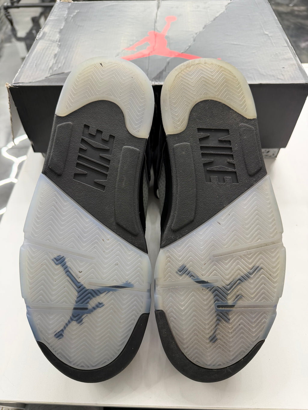 Jordan 5 Retro OG Black Metallic Reimagined
