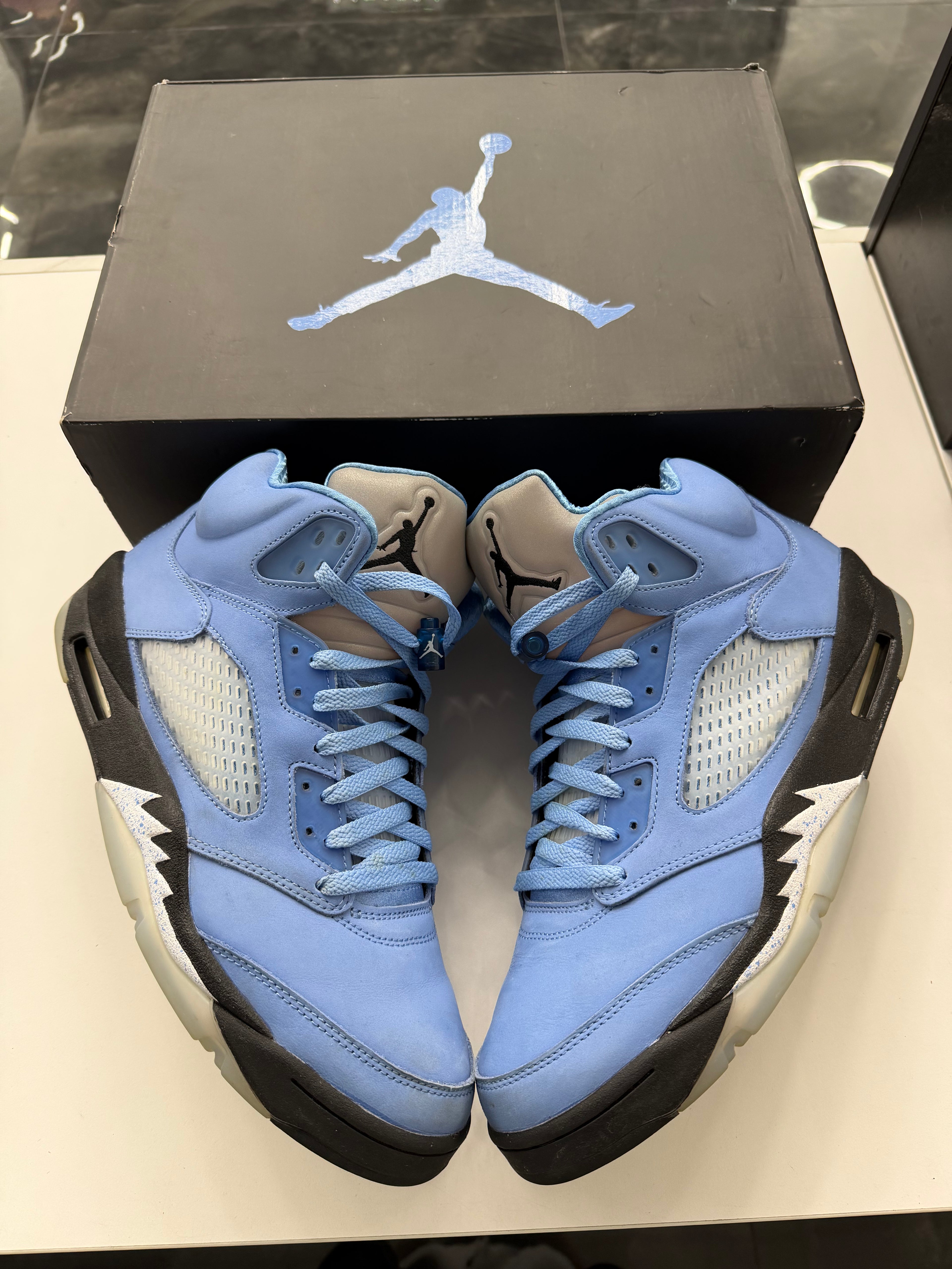 Jordan 5 Retro UNC University Blue