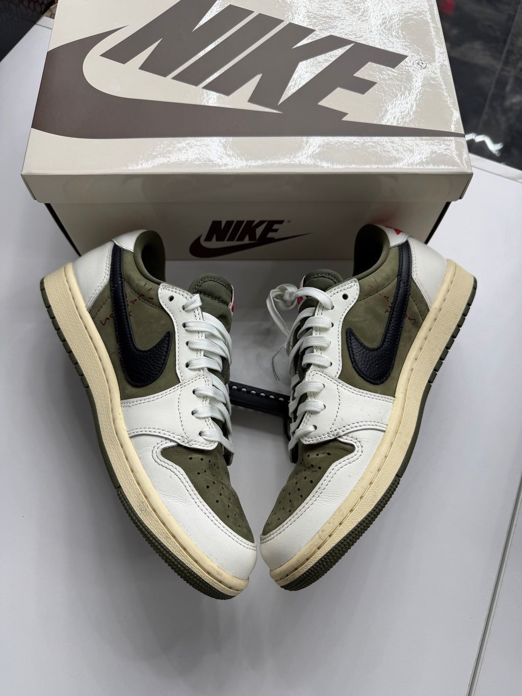 Jordan 1 Retro Low OG SP Travis Scott Medium Olive