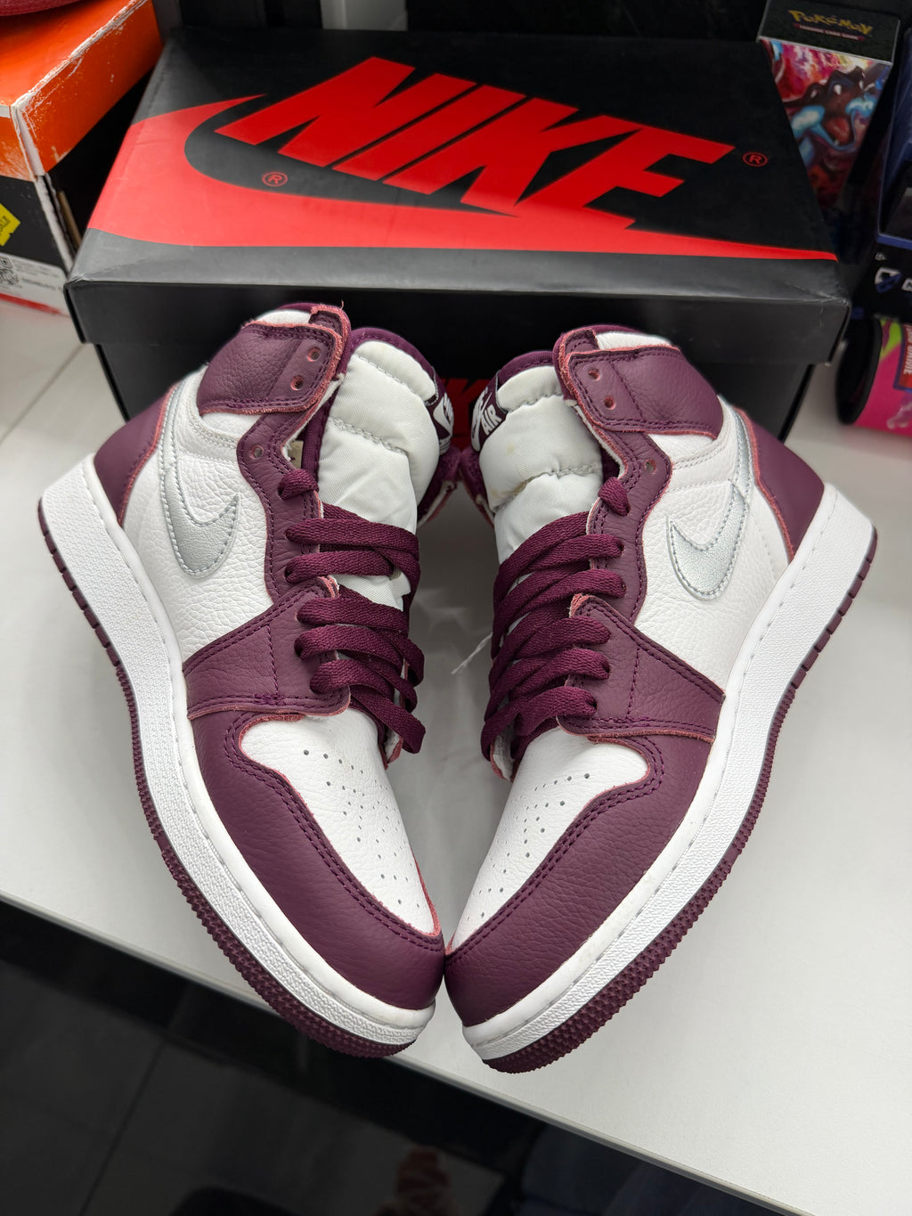 Jordan 1 Retro High OG Bordeaux (GS)