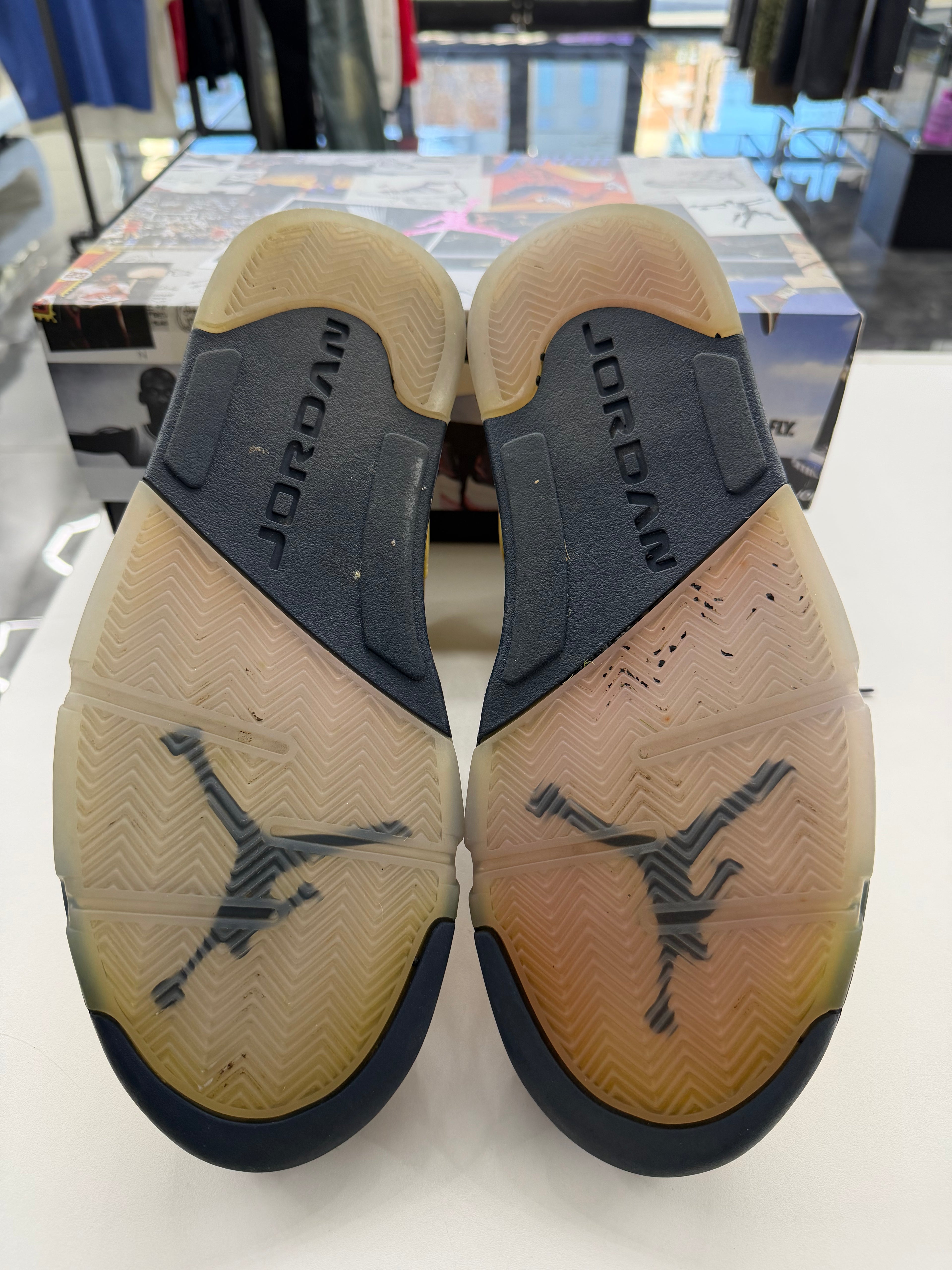 Jordan 5 Retro Michigan (2019)