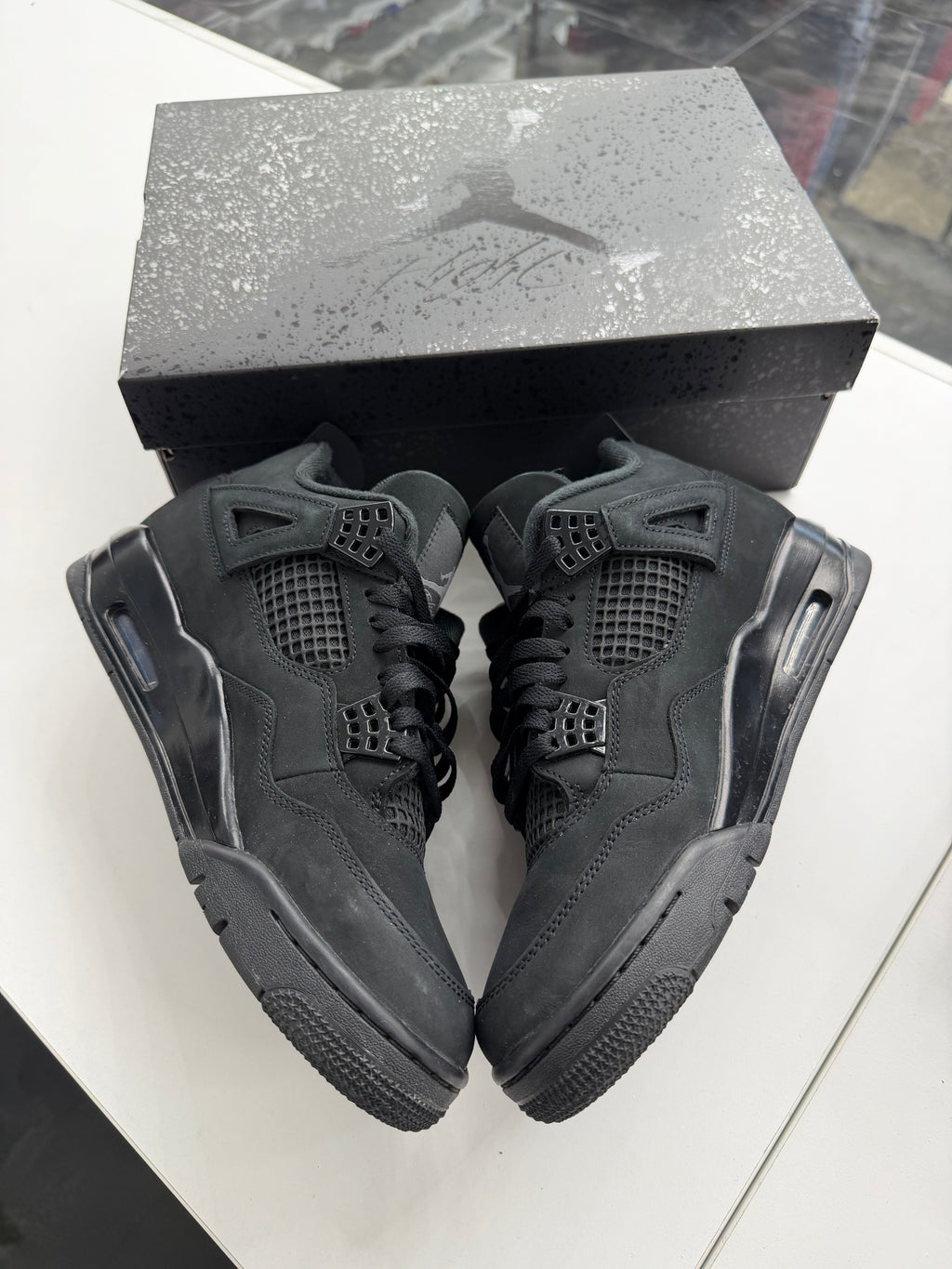 Jordan 4 Retro Black Cat (2025)
