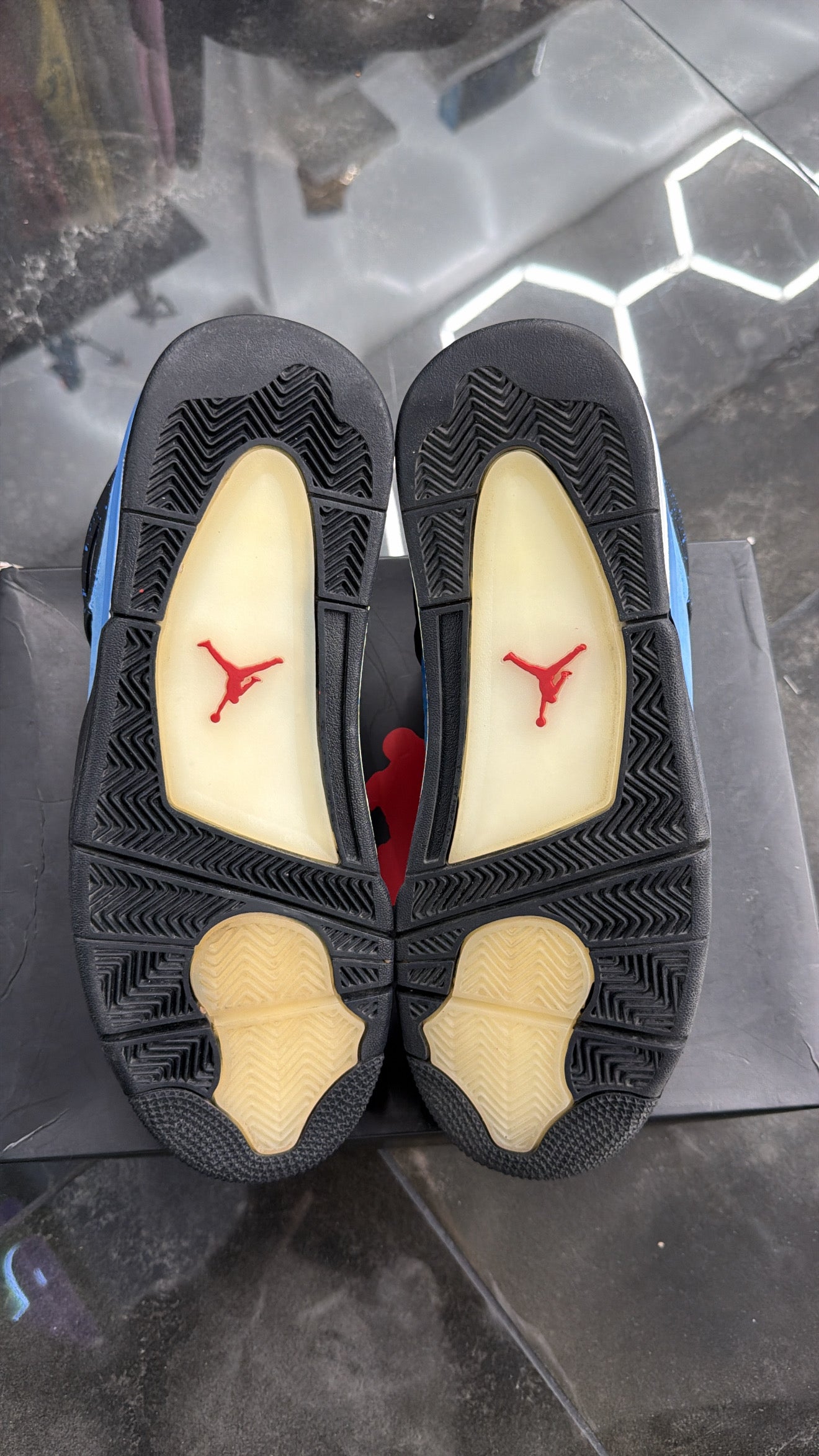 Jordan 4 Retro Travis Scott Cactus Jack