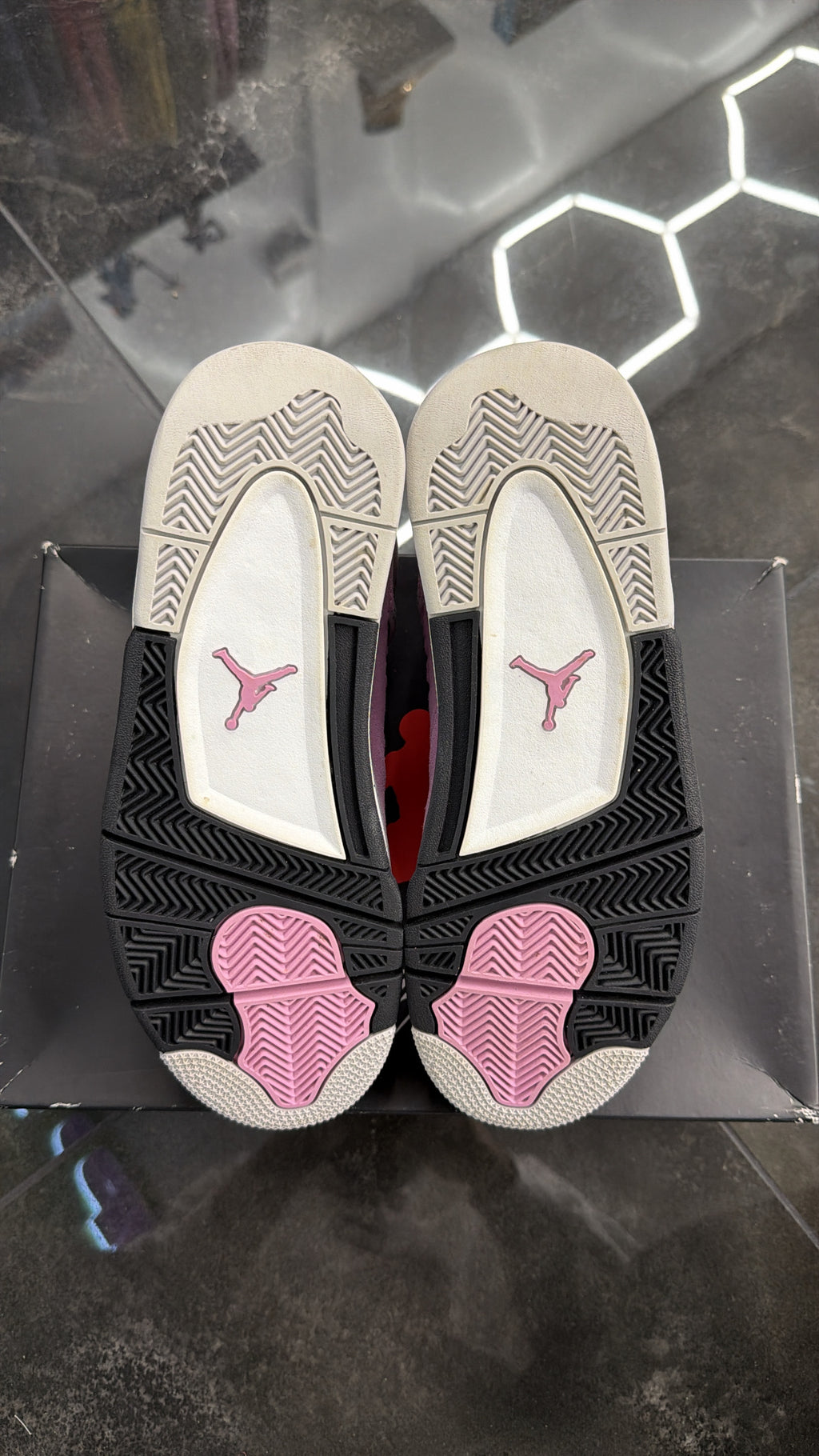 Jordan 4 Retro Orchid (Women’s)