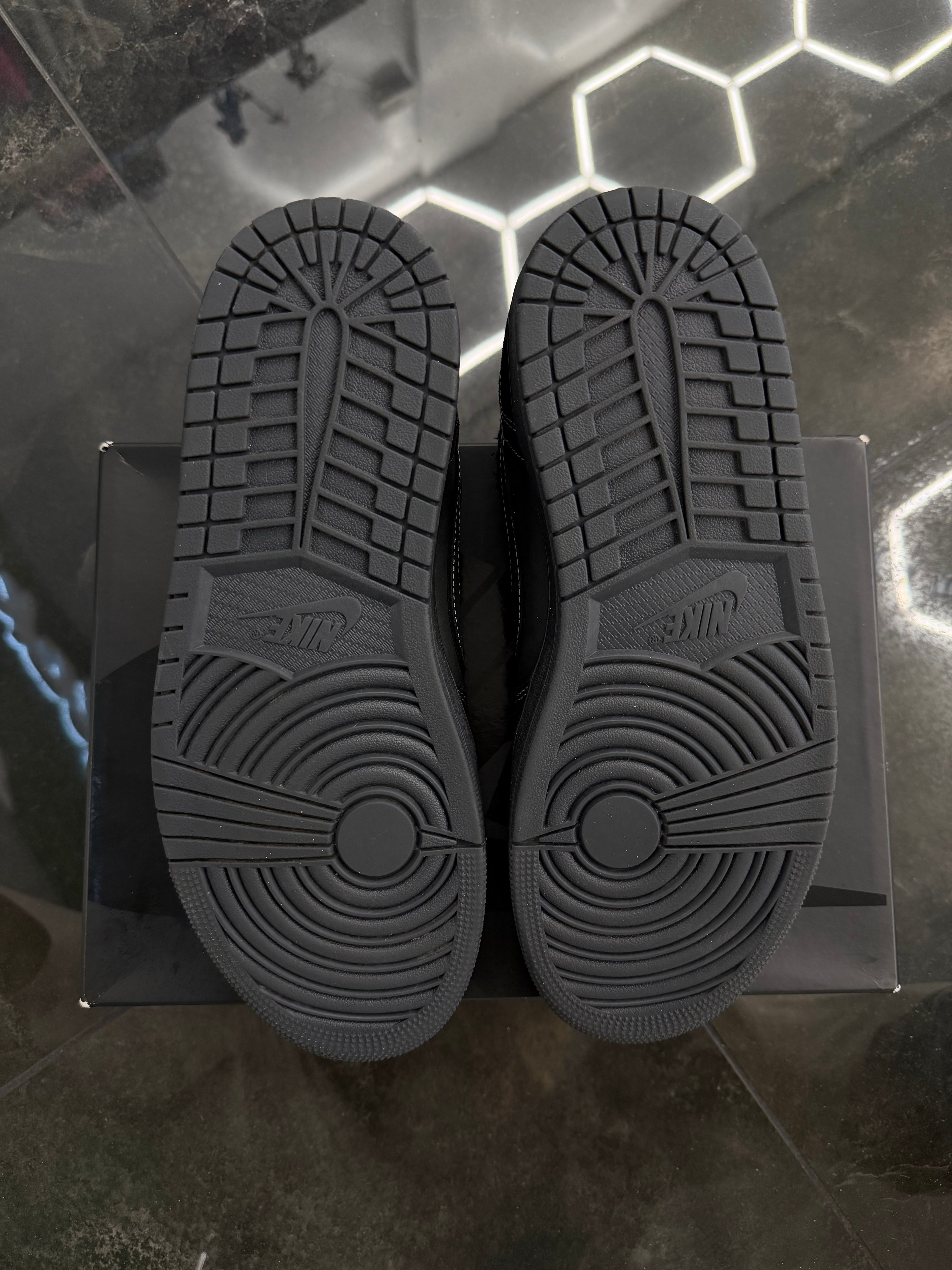 Jordan 1 Retro Low OG SP Travis Scott Black Phantom