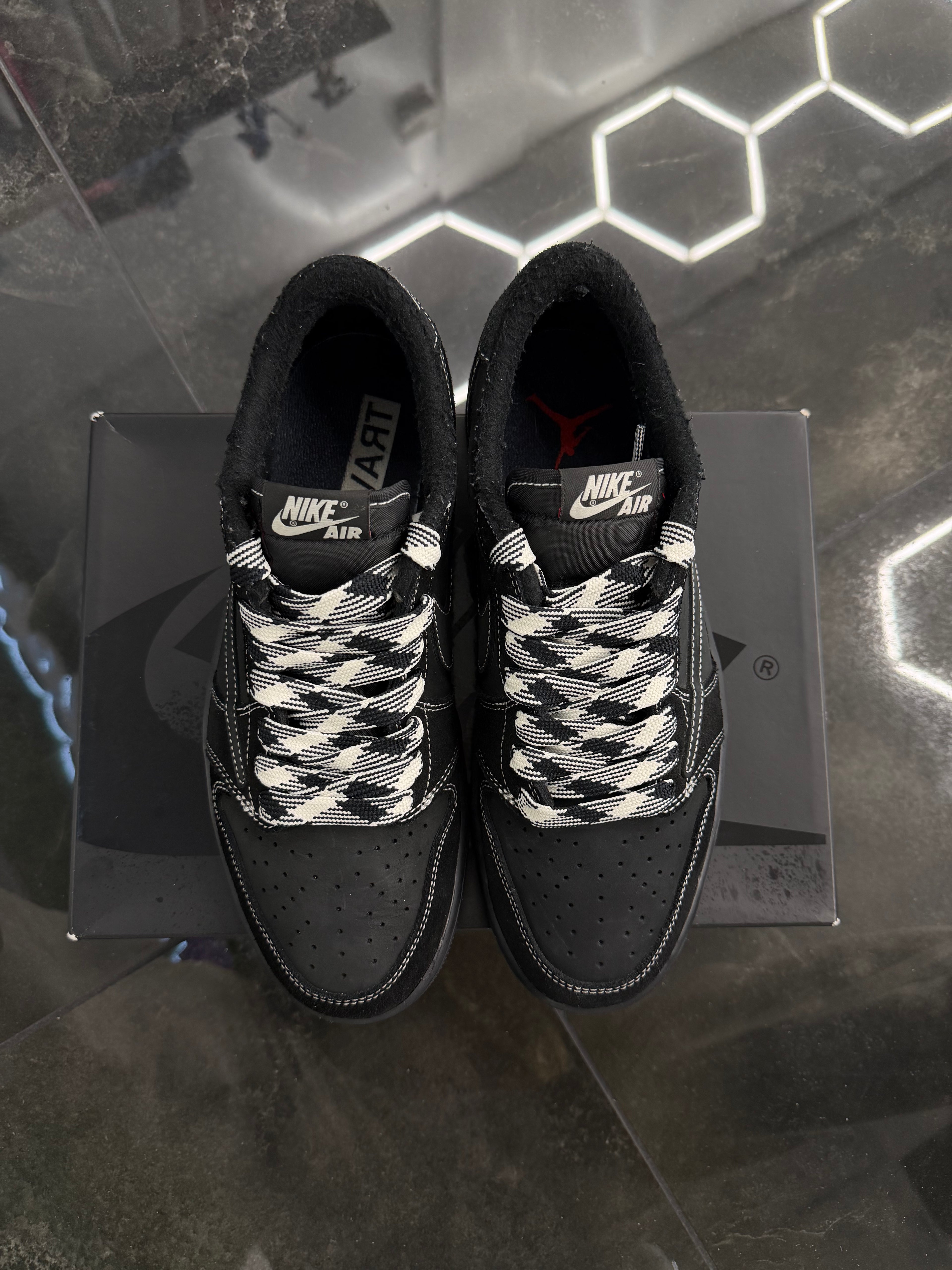 Jordan 1 Retro Low OG SP Travis Scott Black Phantom