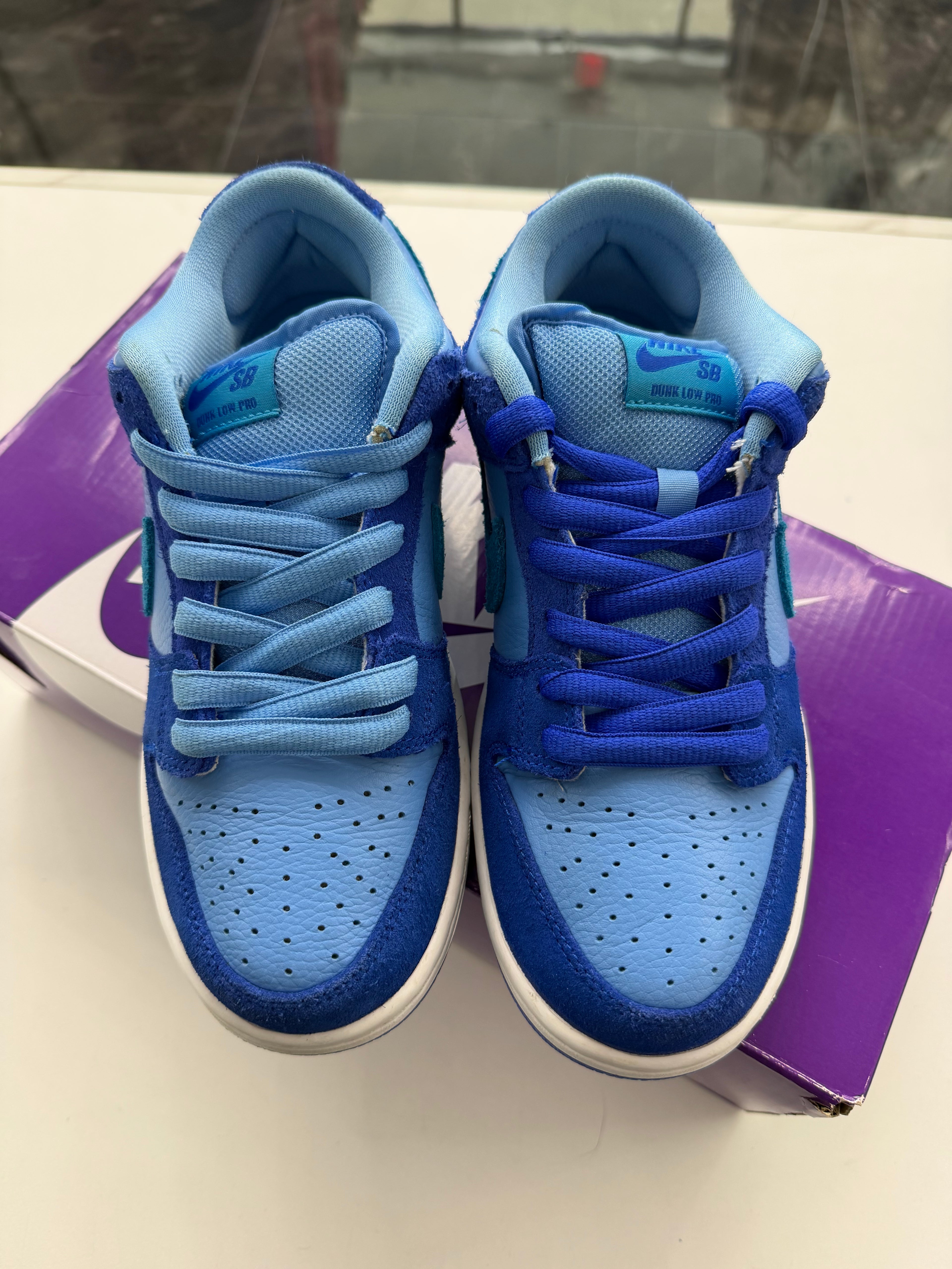 Nike SB Dunk Low Blue Raspberry