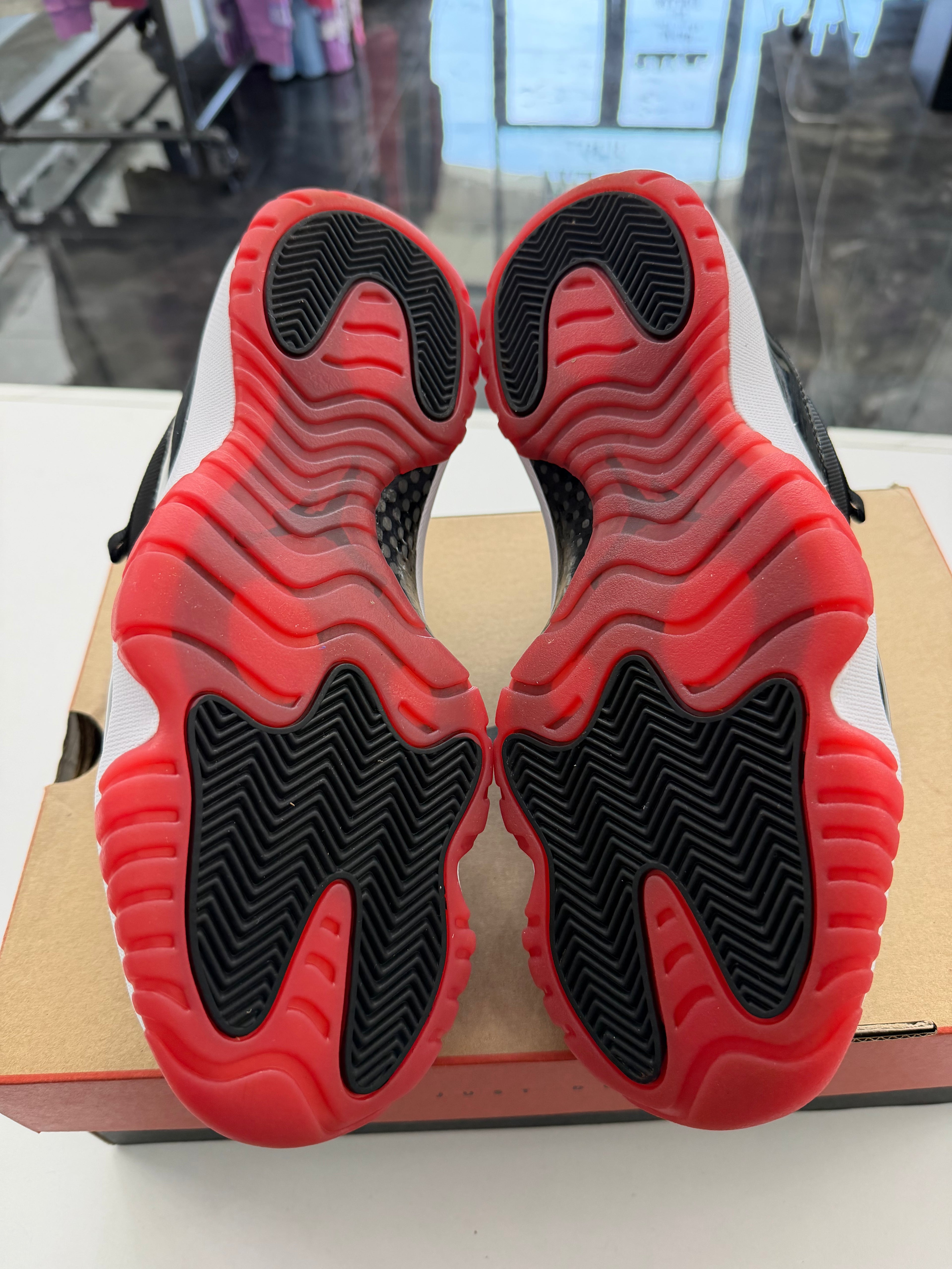 Jordan 11 Retro Low Bred (2025)