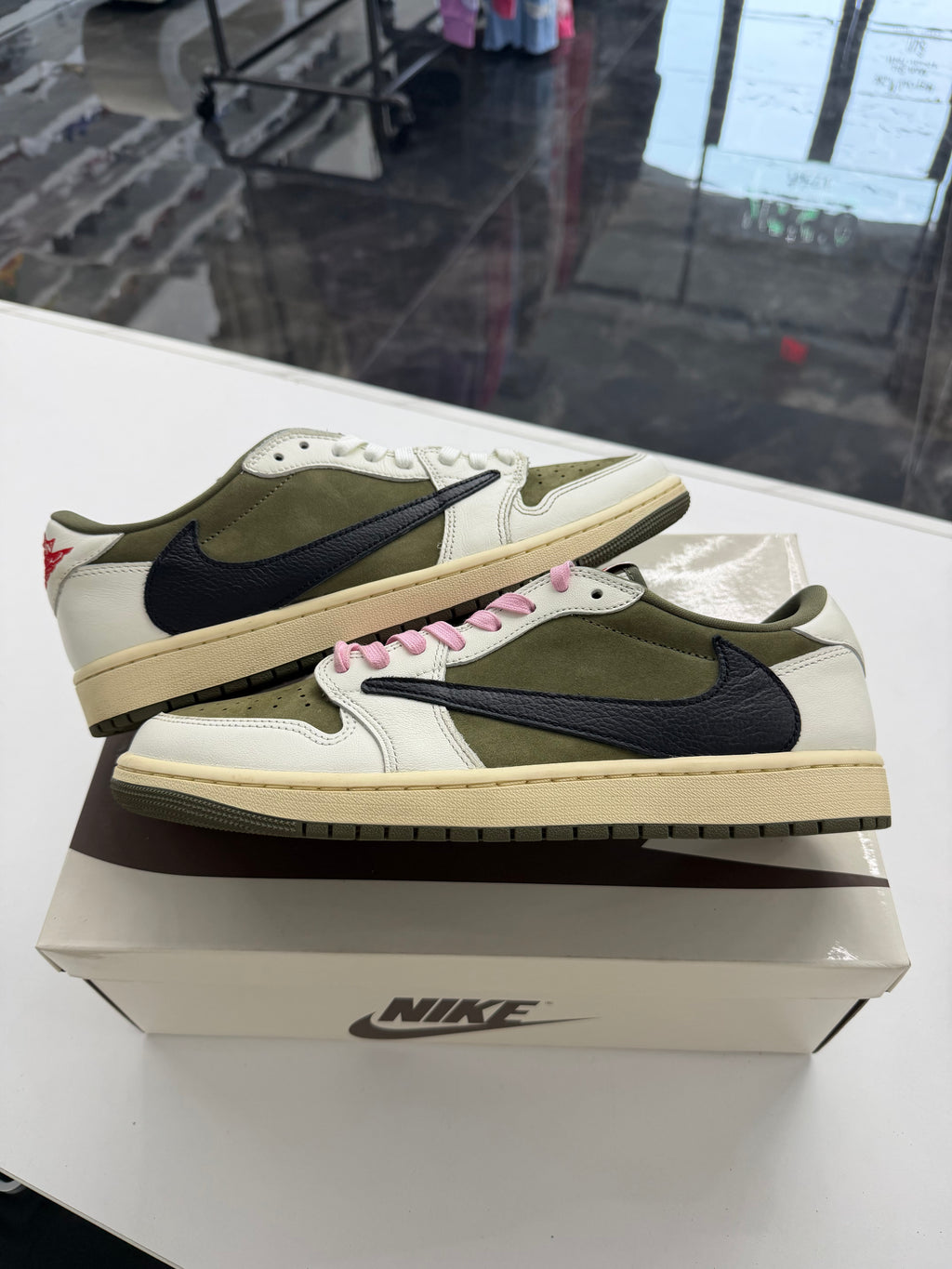 Jordan 1 Retro Low OG SP Travis Scott Medium Olive