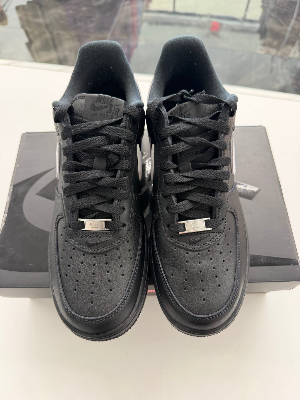 Air Force 1 Low Supreme Black White