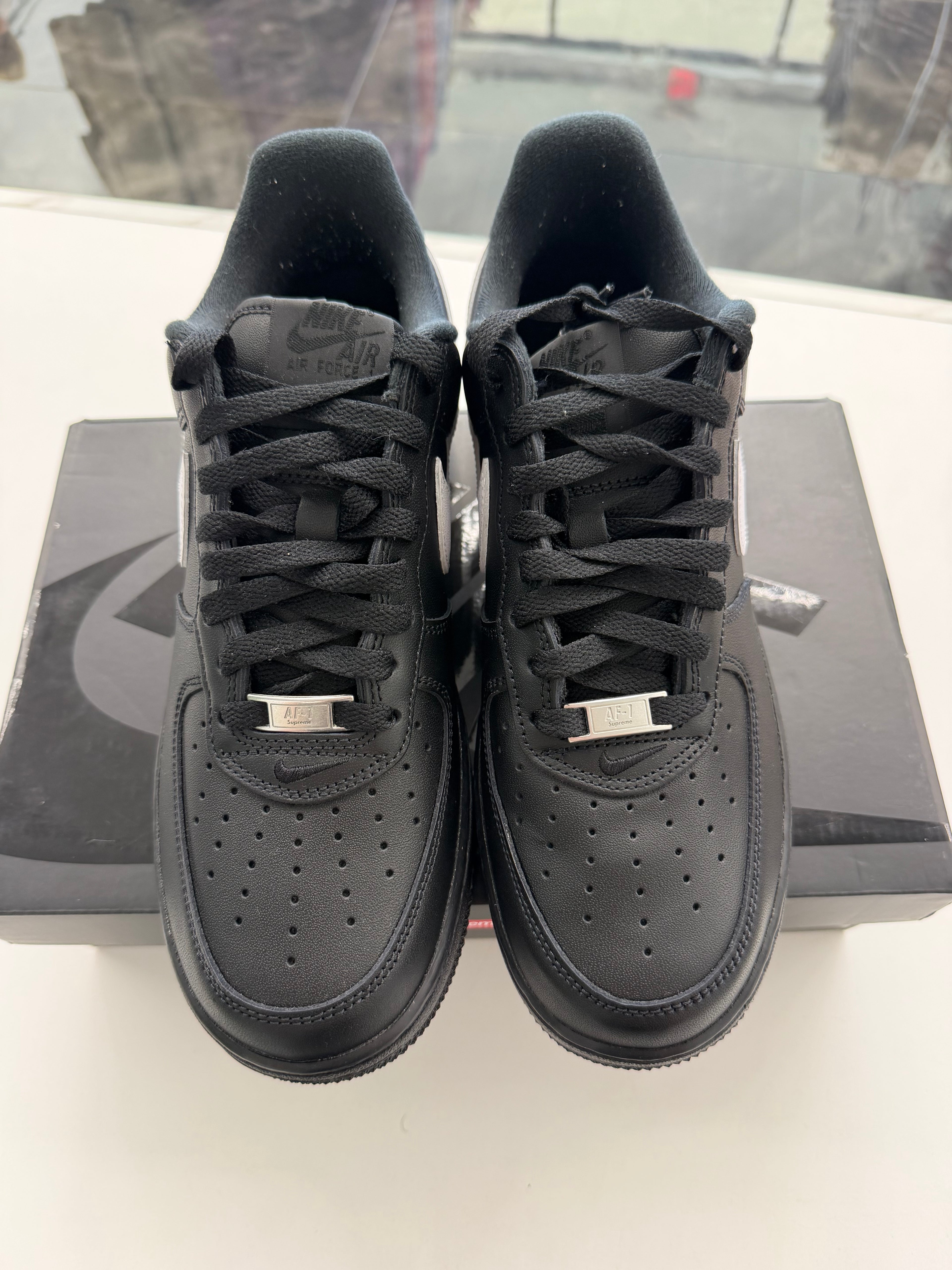 Air Force 1 Low Supreme Black White