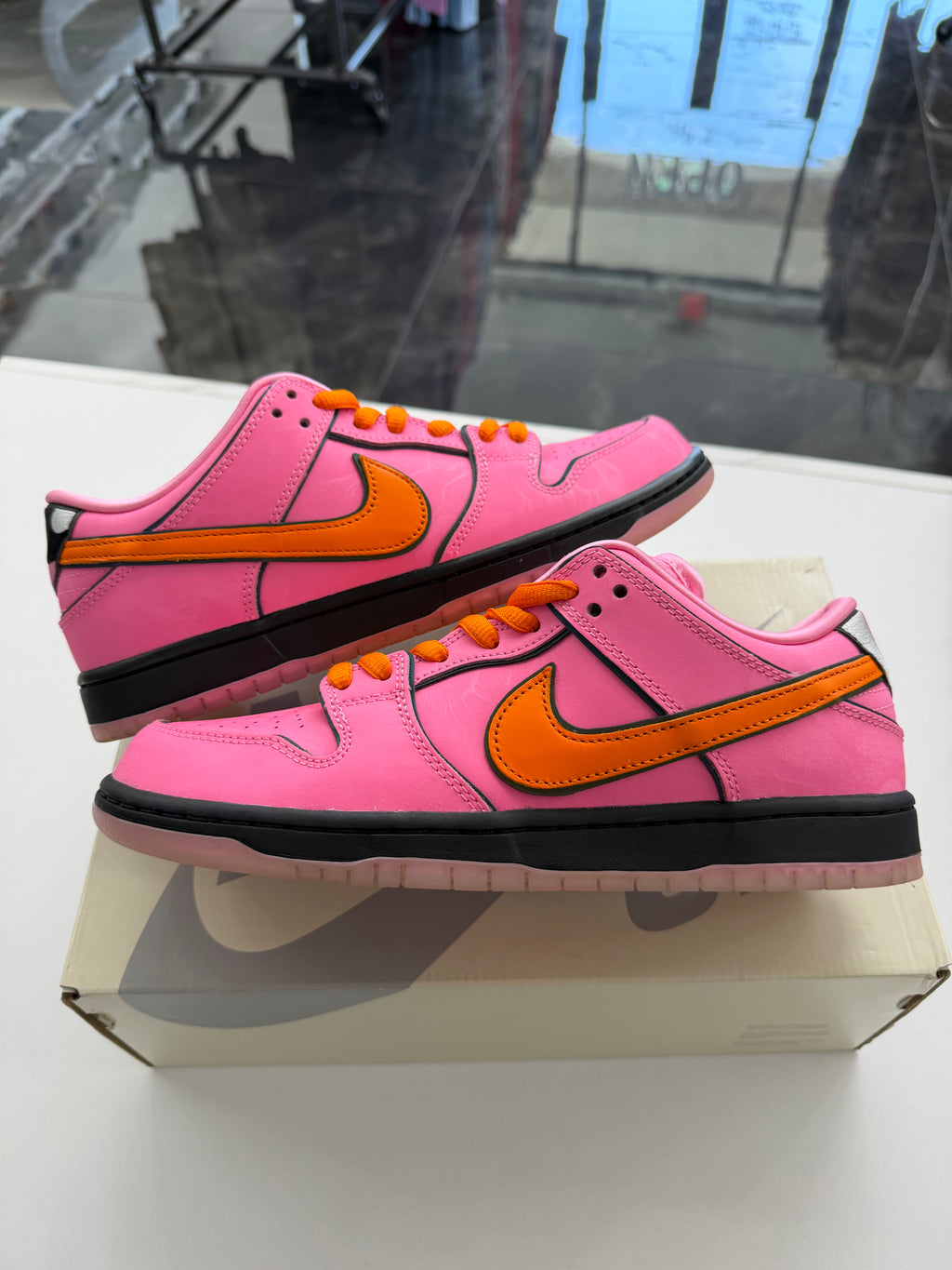 Nike SB Dunk Low PowerPuff Girls Blossom