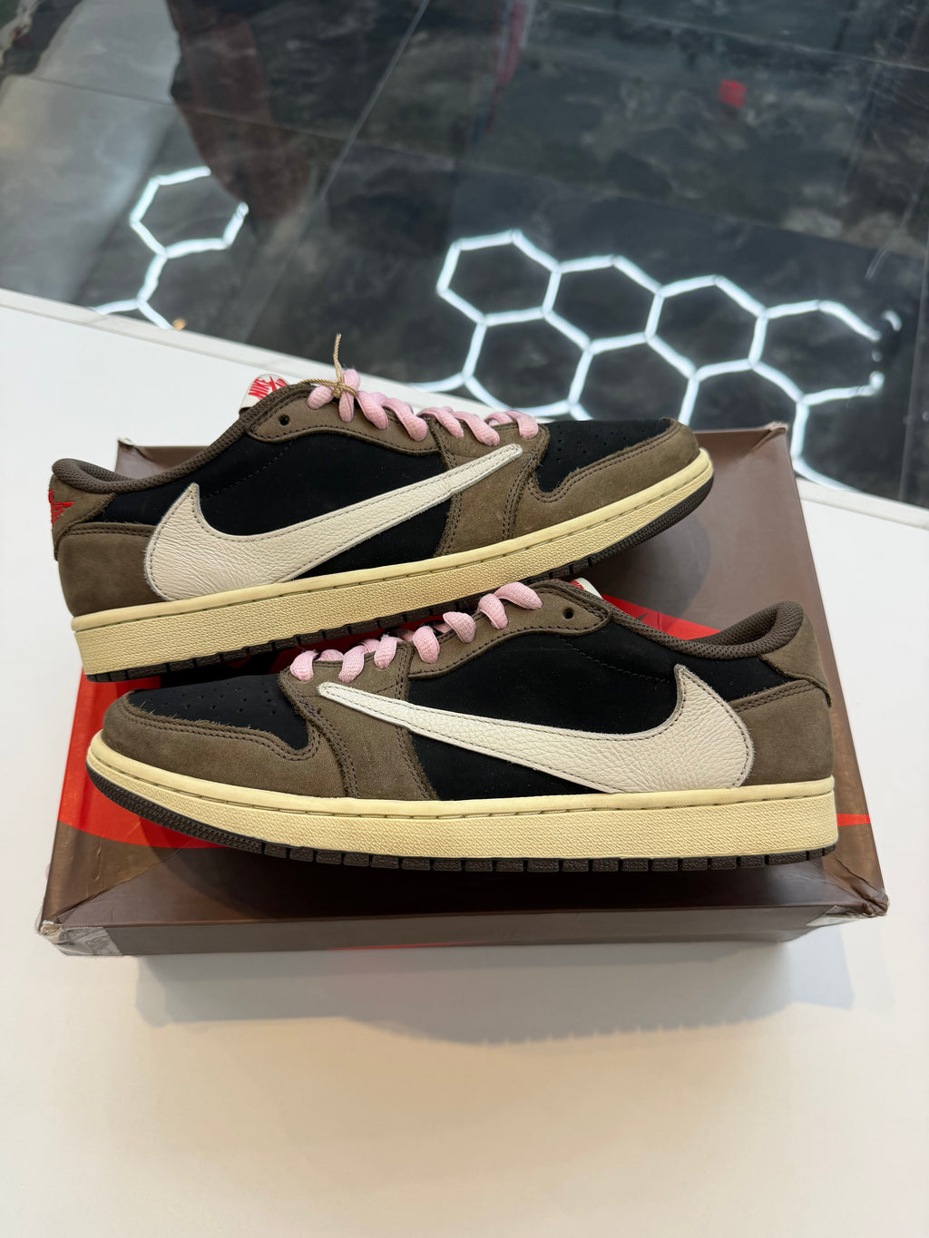 Jordan 1 Retro Low OG SP Travis Scott Mocha