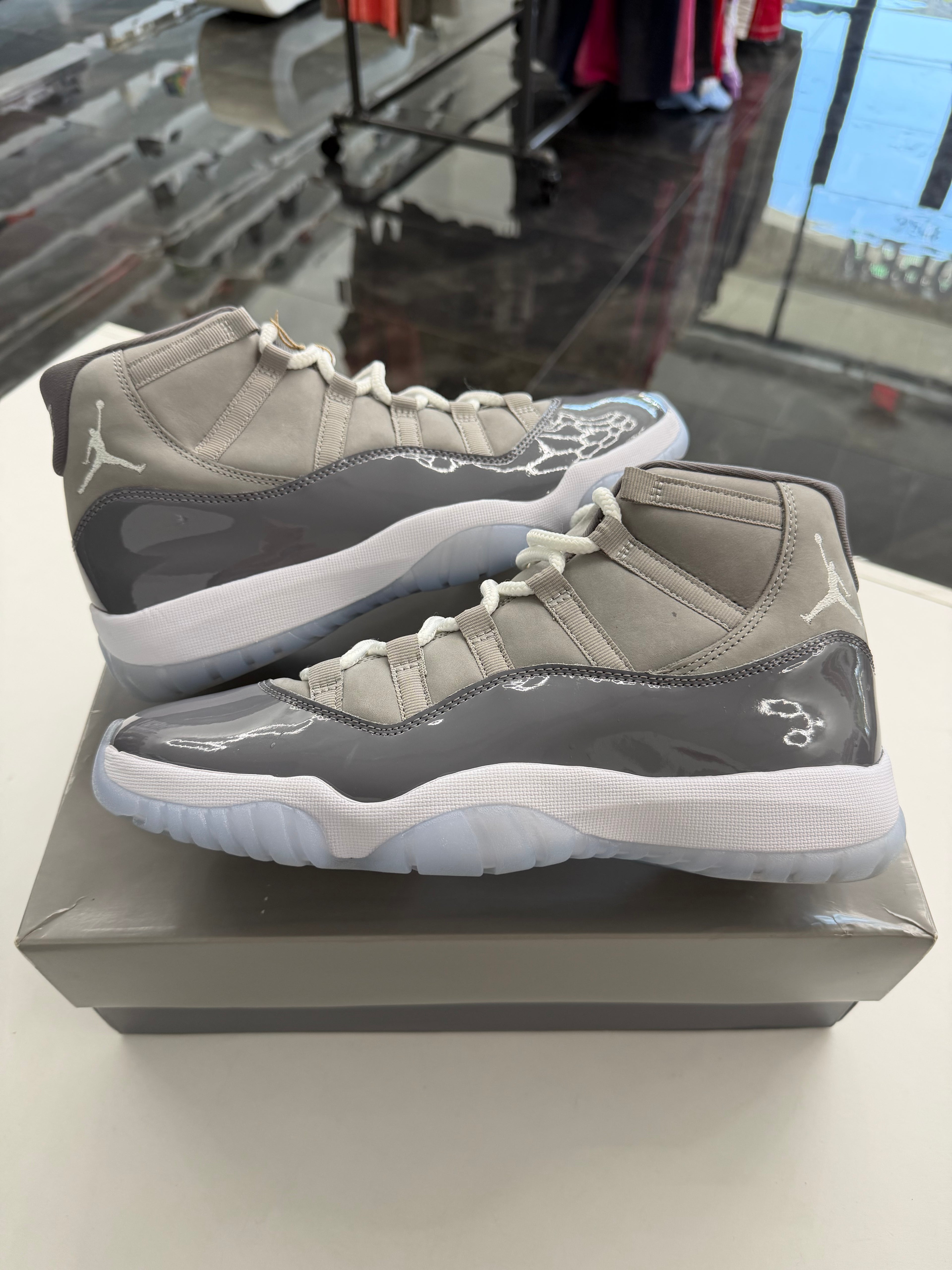 Jordan 11 Retro Cool Grey (2021)