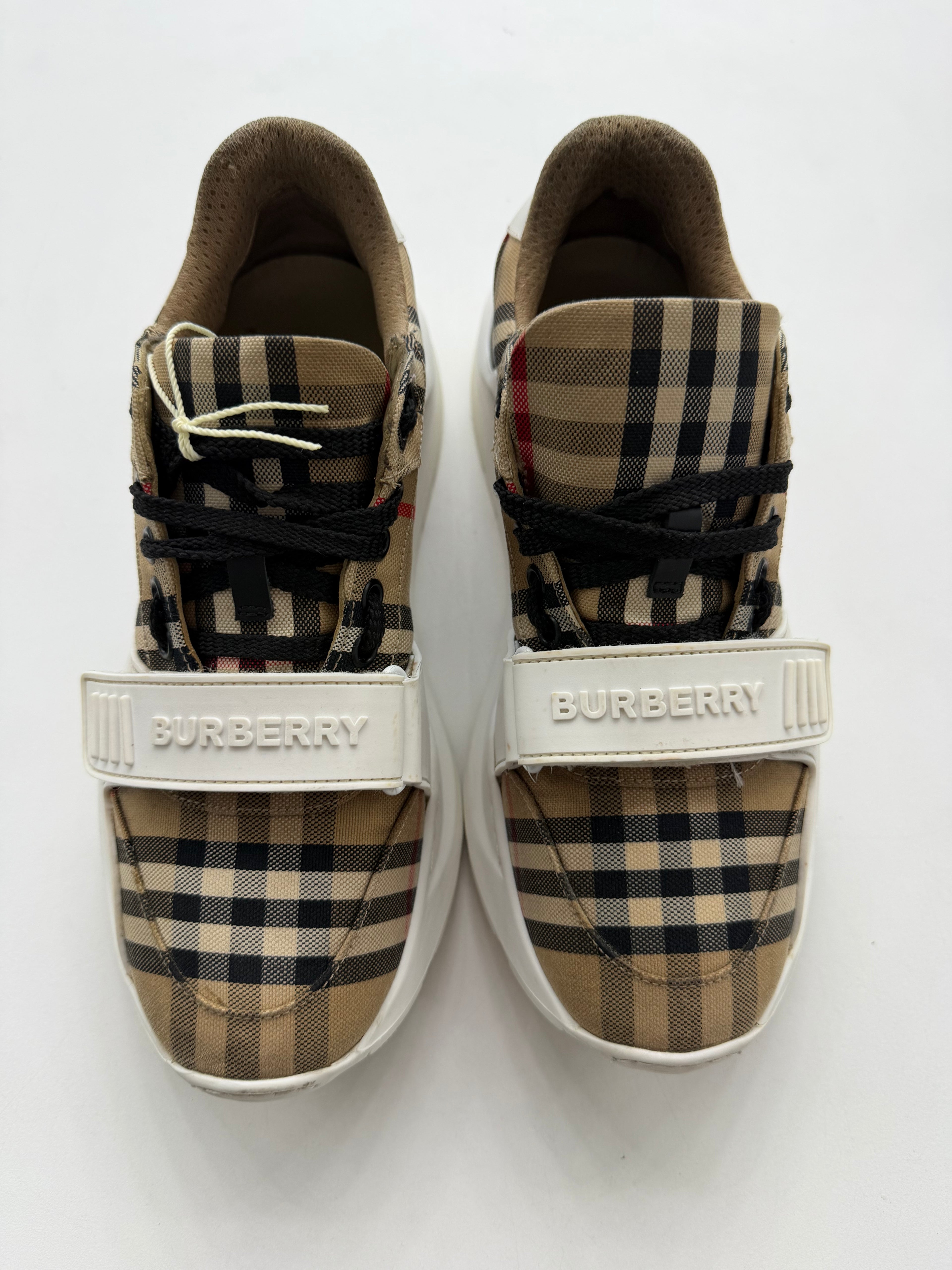 Burberry New Regis (NO BOX)