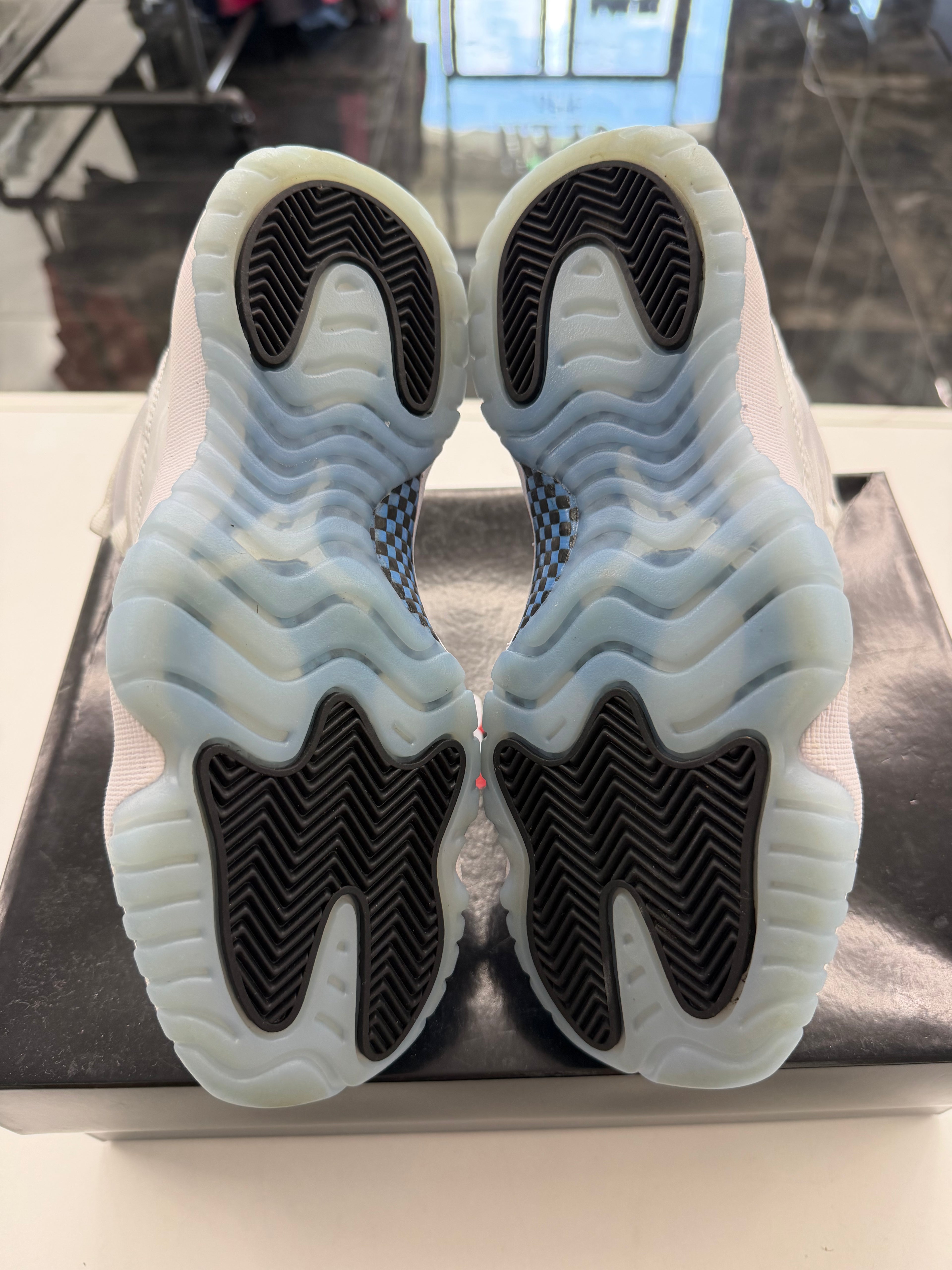 Jordan 11 Retro Legend Blue (2024) (GS)