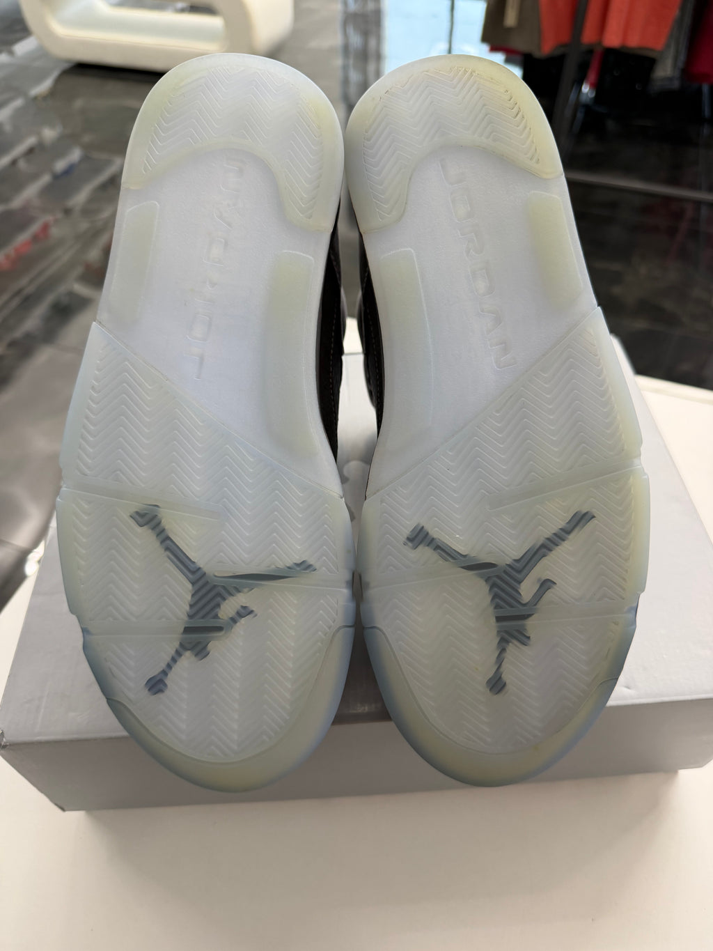Jordan 5 Retro Wolf Grey (2026)