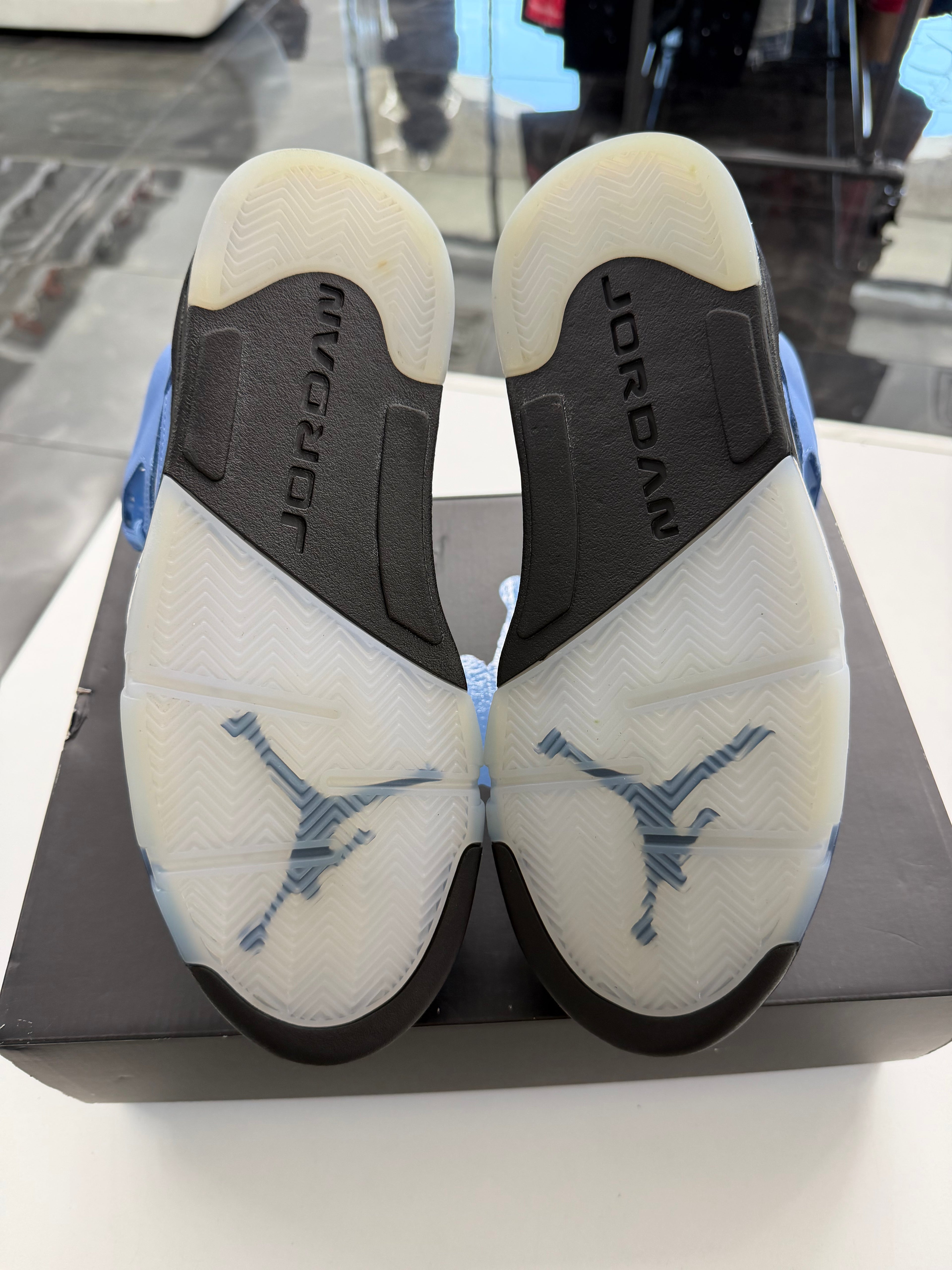 Jordan 5 Retro UNC University Blue