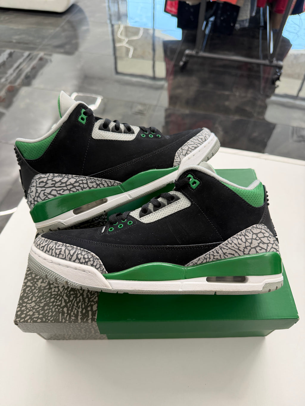 Jordan 3 Retro Pine Green